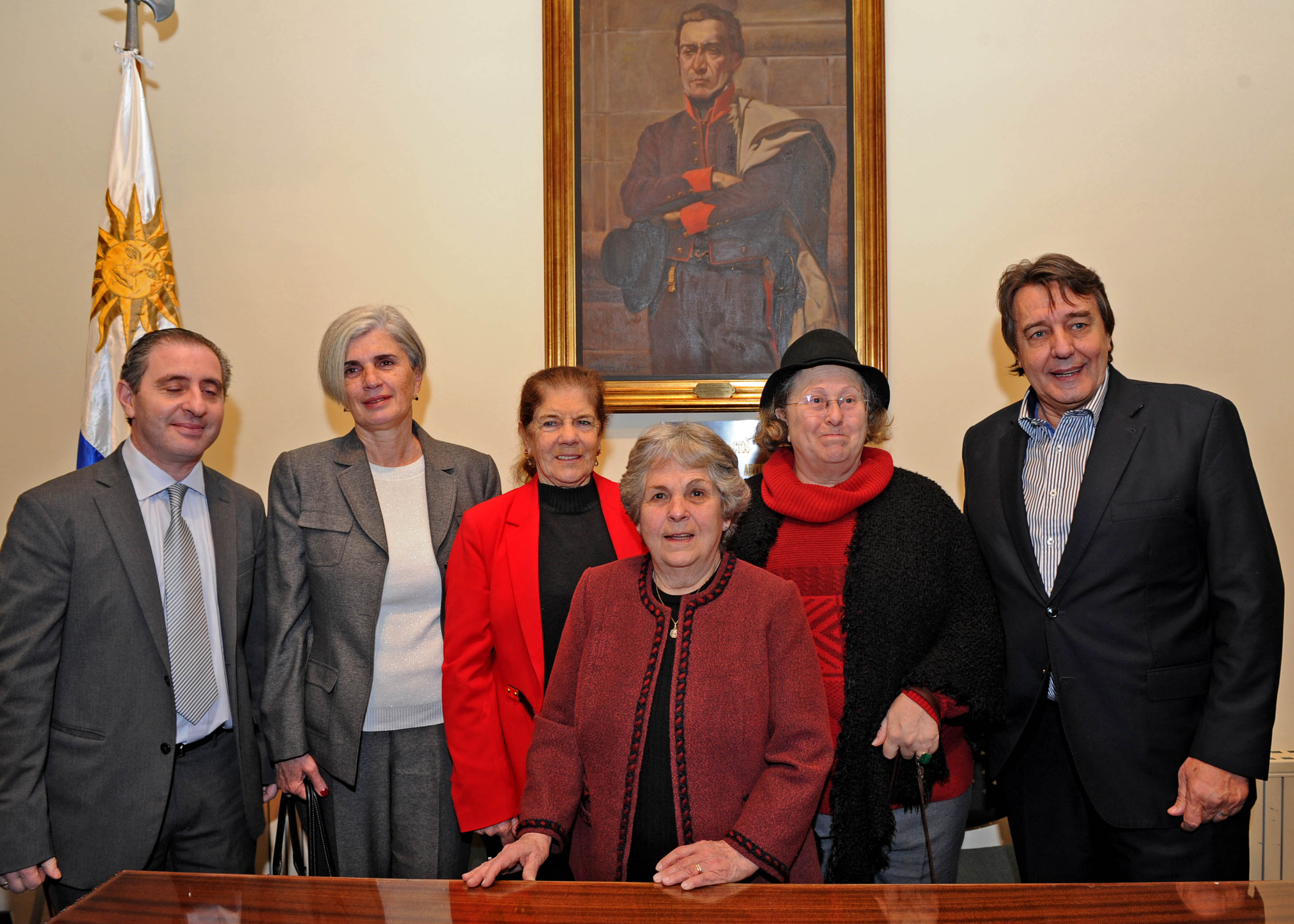 Entrega de Pabellón Nacional a la Delegación de los juegos de verano de Olimpíadas Especiales
