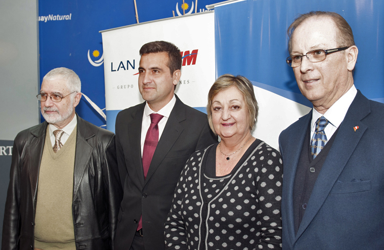 Benjamiín Liberoff , Francisco Chiari, Liliam Kechichian y Augusto Arzubiaga