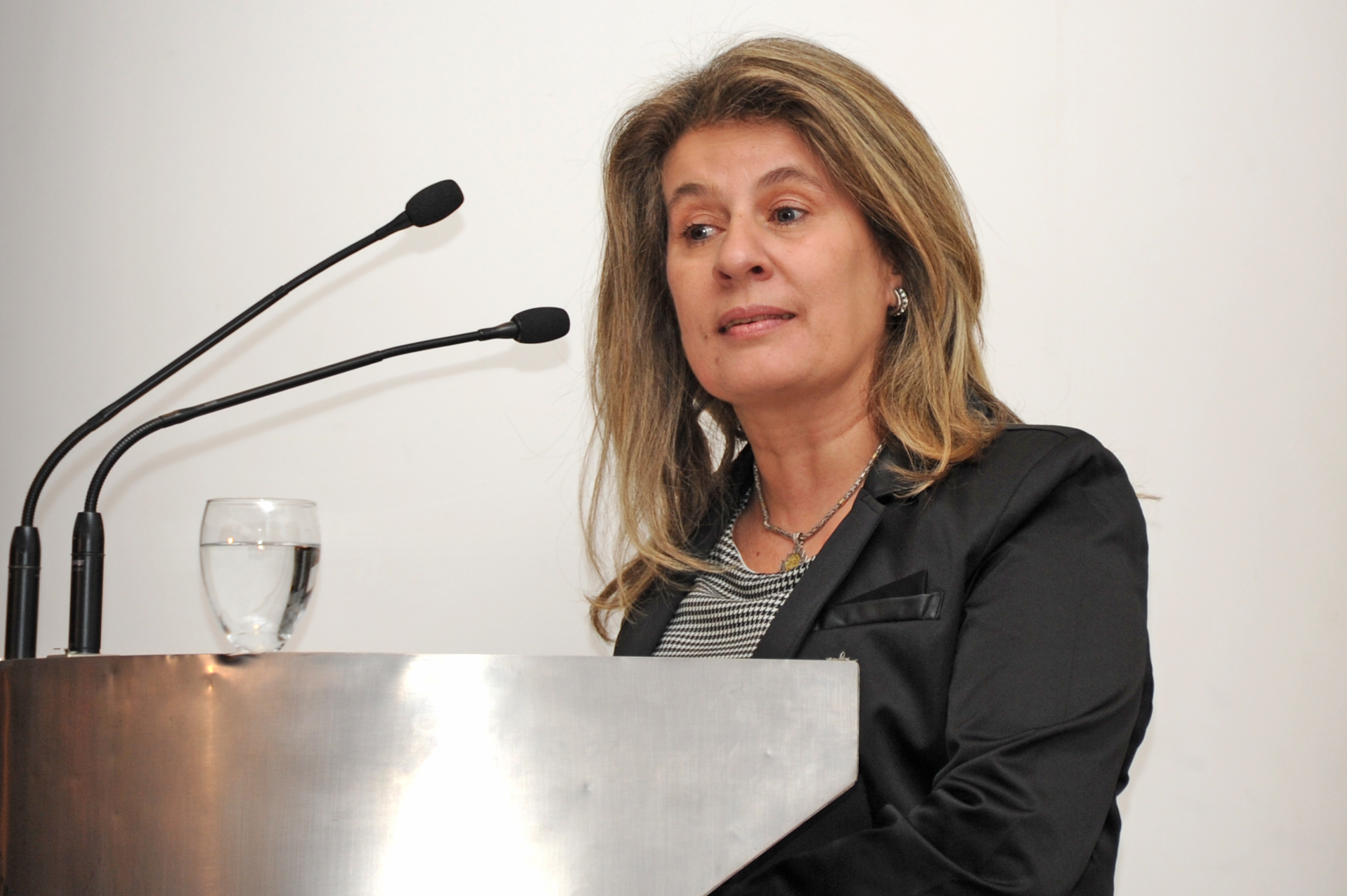 Silvana Olivera, nueva directora de la Unidad Reguladora de Servicios de Comunicación
