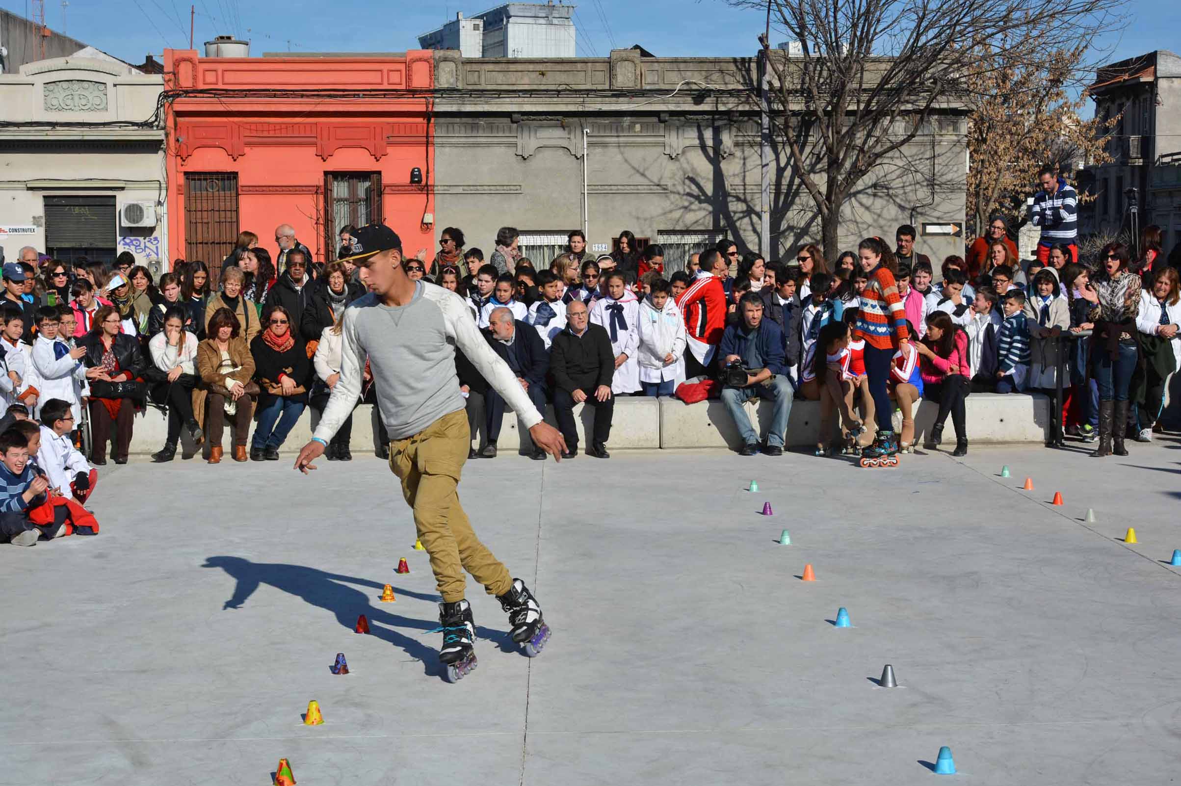 Inauguración de un nuevo espacio polideportivo junto al liceo N° 68