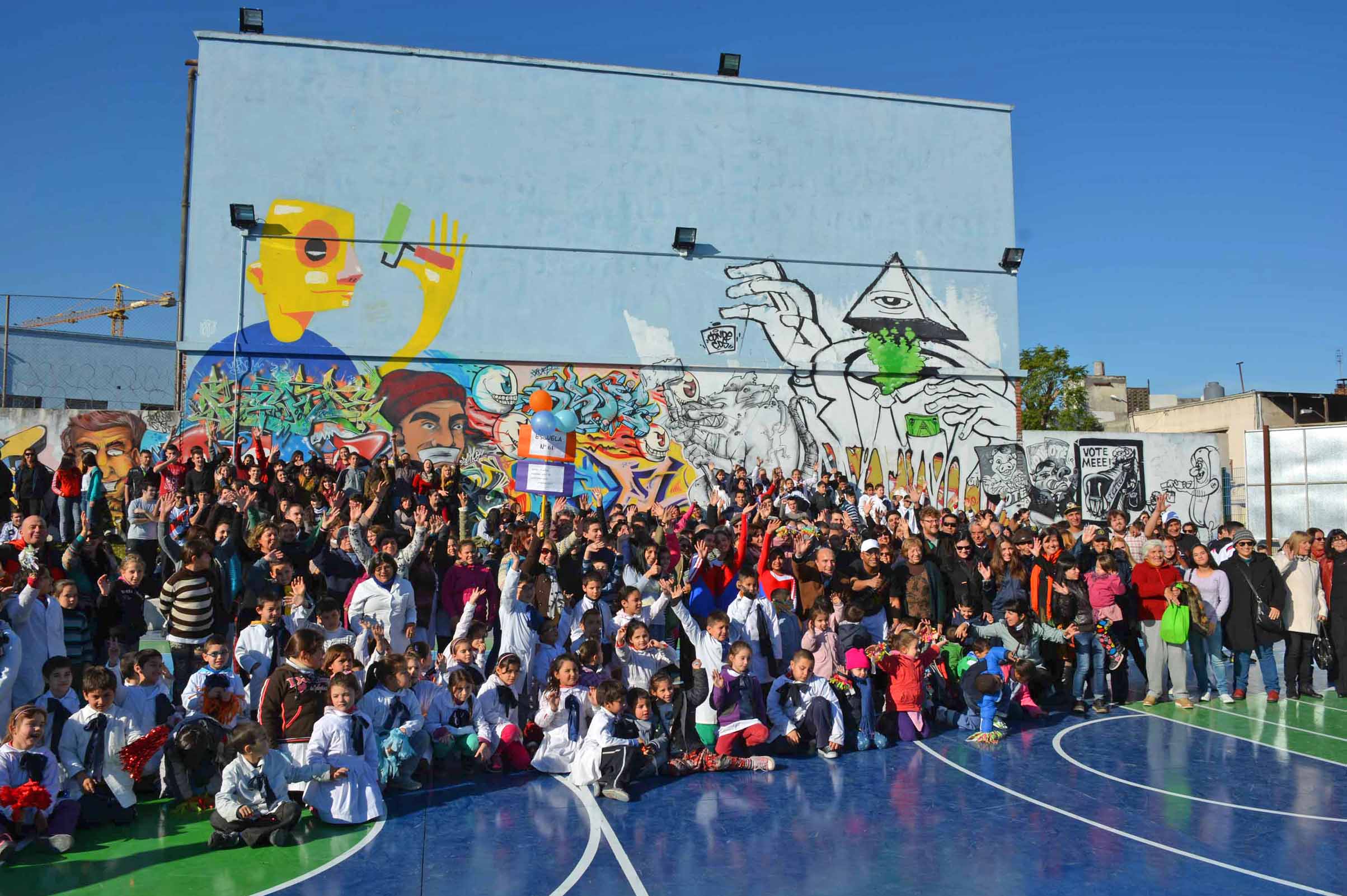 Inauguración de un nuevo espacio polideportivo junto al liceo N° 68