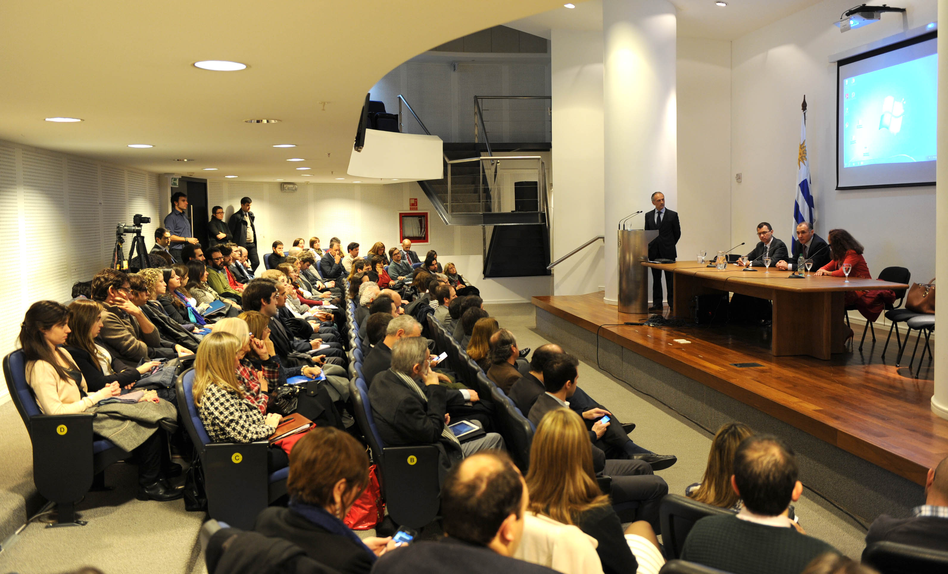La CND realizó un taller sobre la participación público-privada en área de Educación y Salud