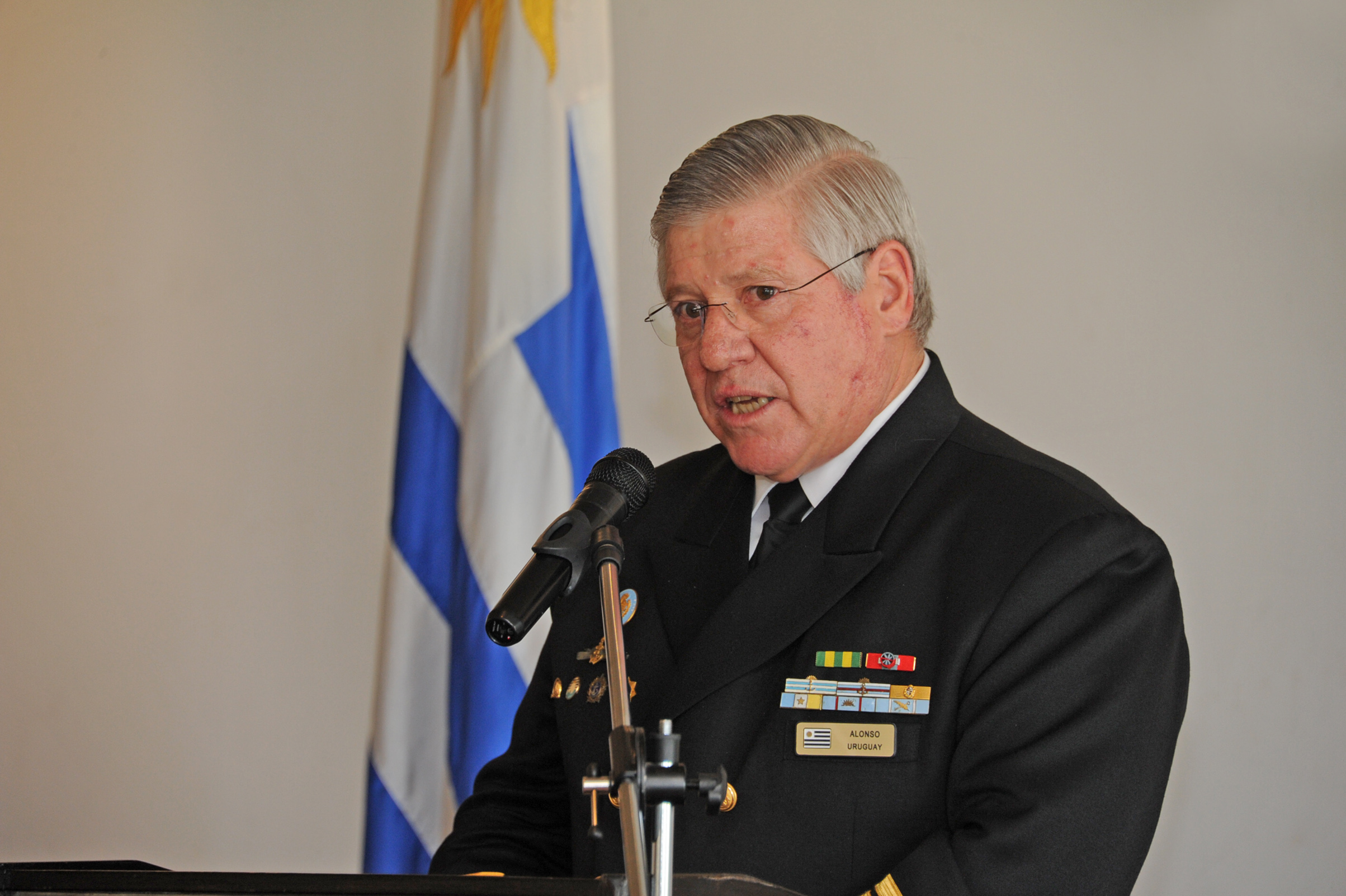 Comandante en Jefe de la Armada, Almirante Leonardo Alonso