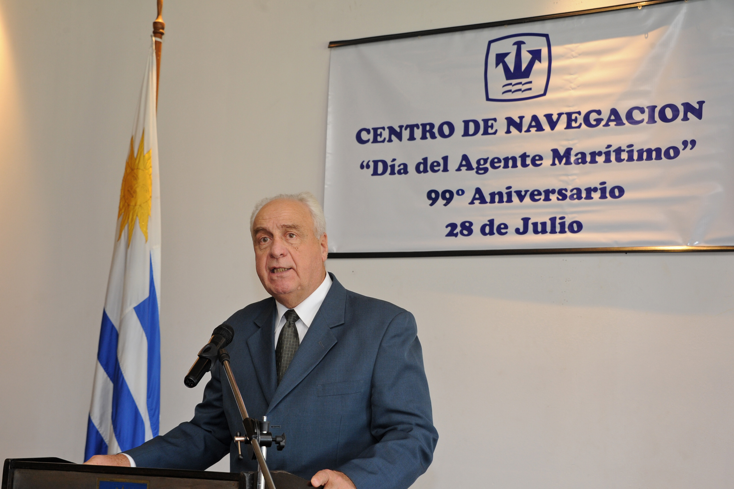 Ministro de Transporte y Obras Públicas, Victor Rossi