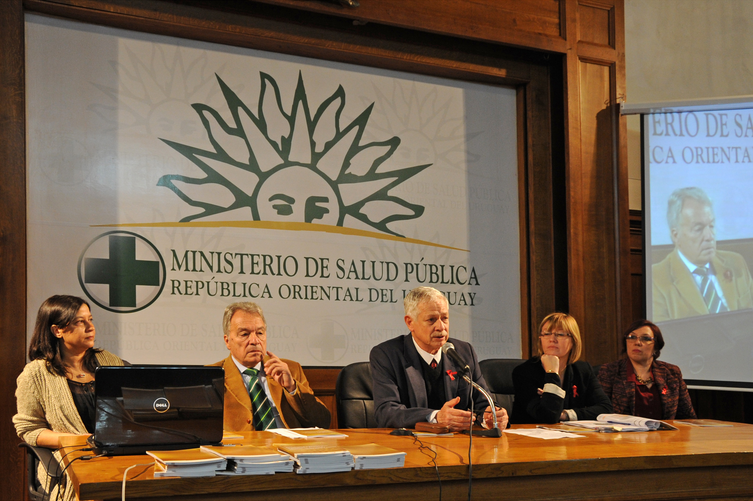 Acto del MSP con motivo del Día Nacional del VIH-Sida