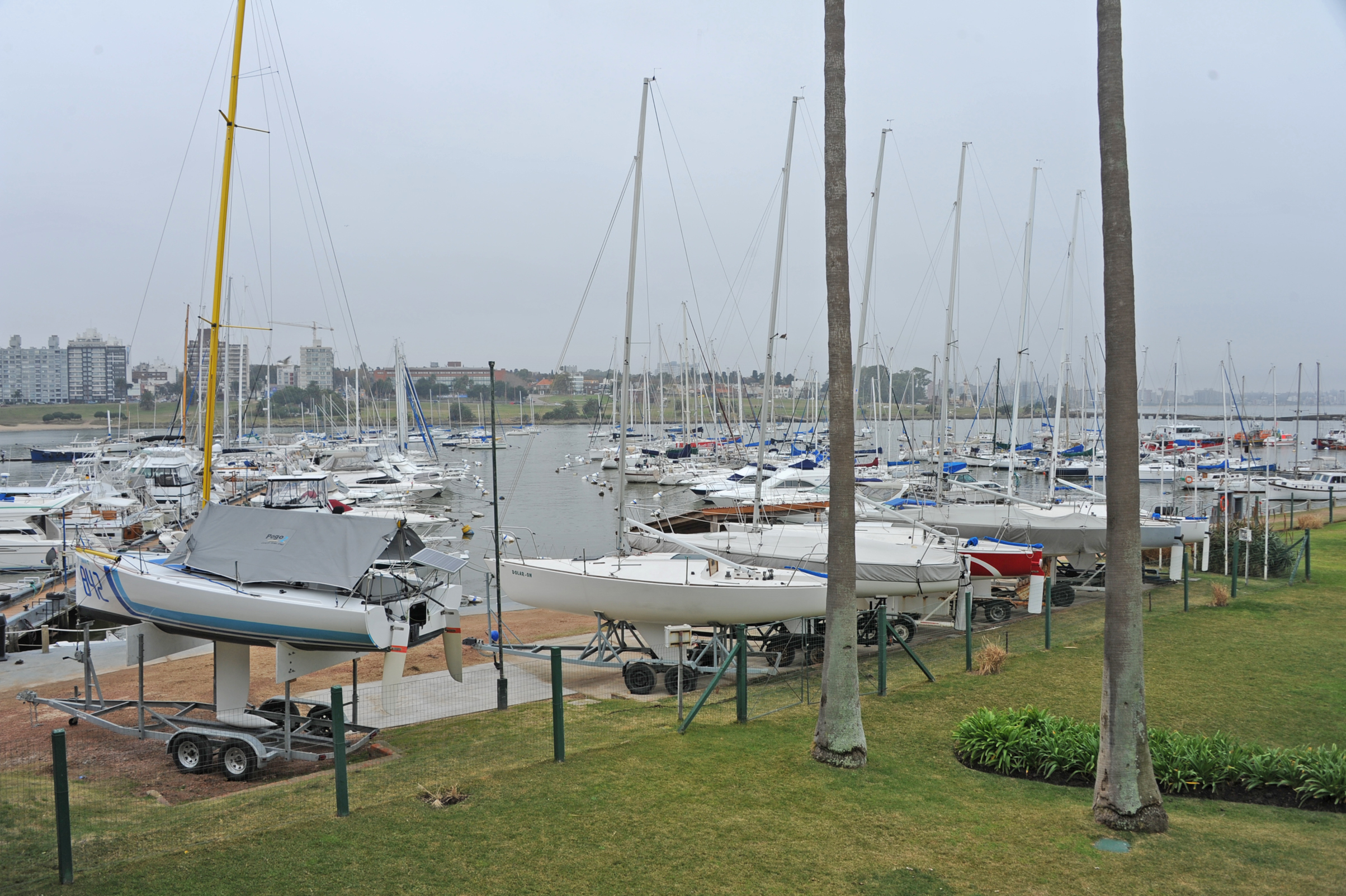 Embarcaciones del Yacht Club de Montevideo
