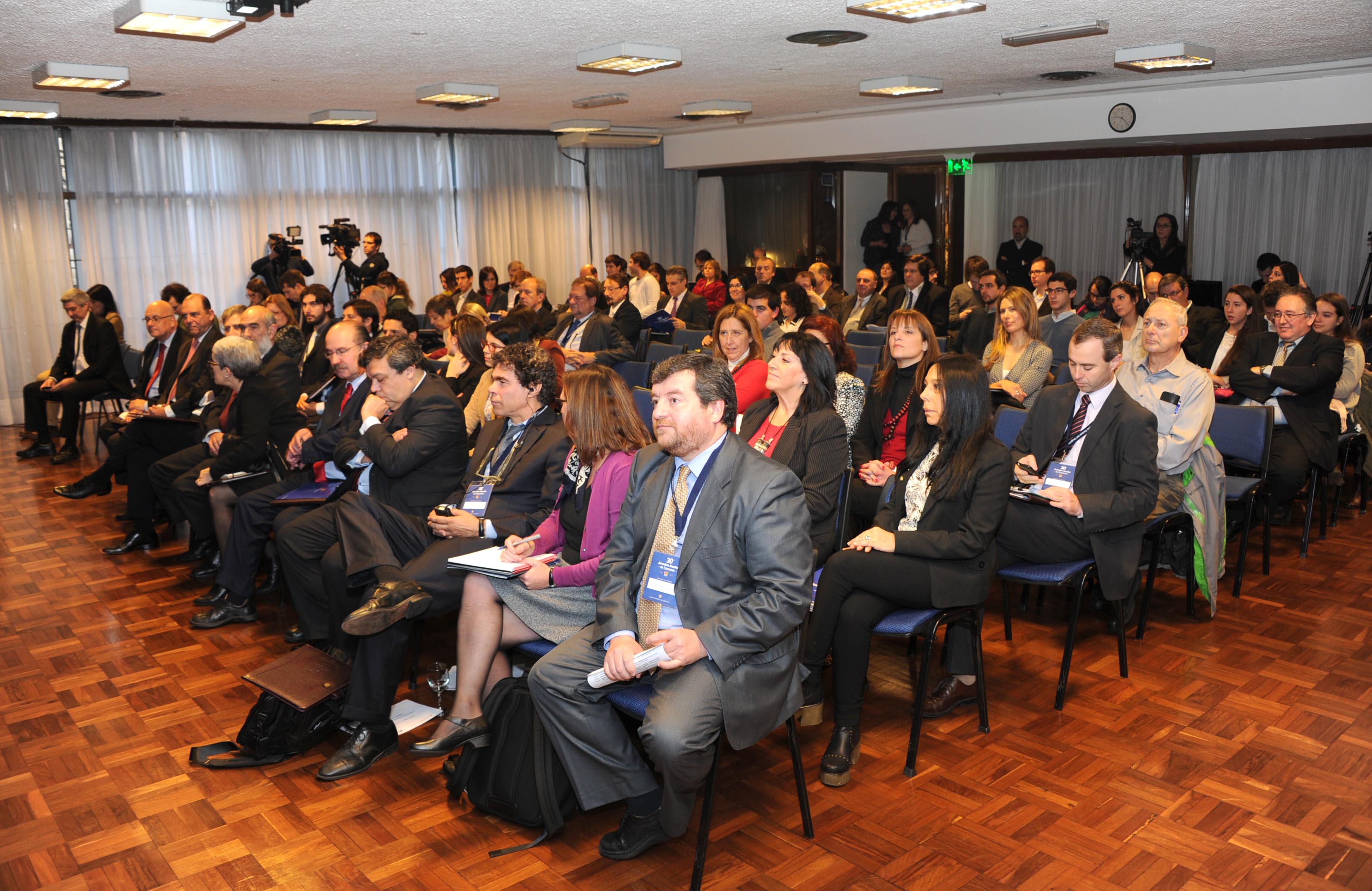 30 Jornadas Anuales de Economía