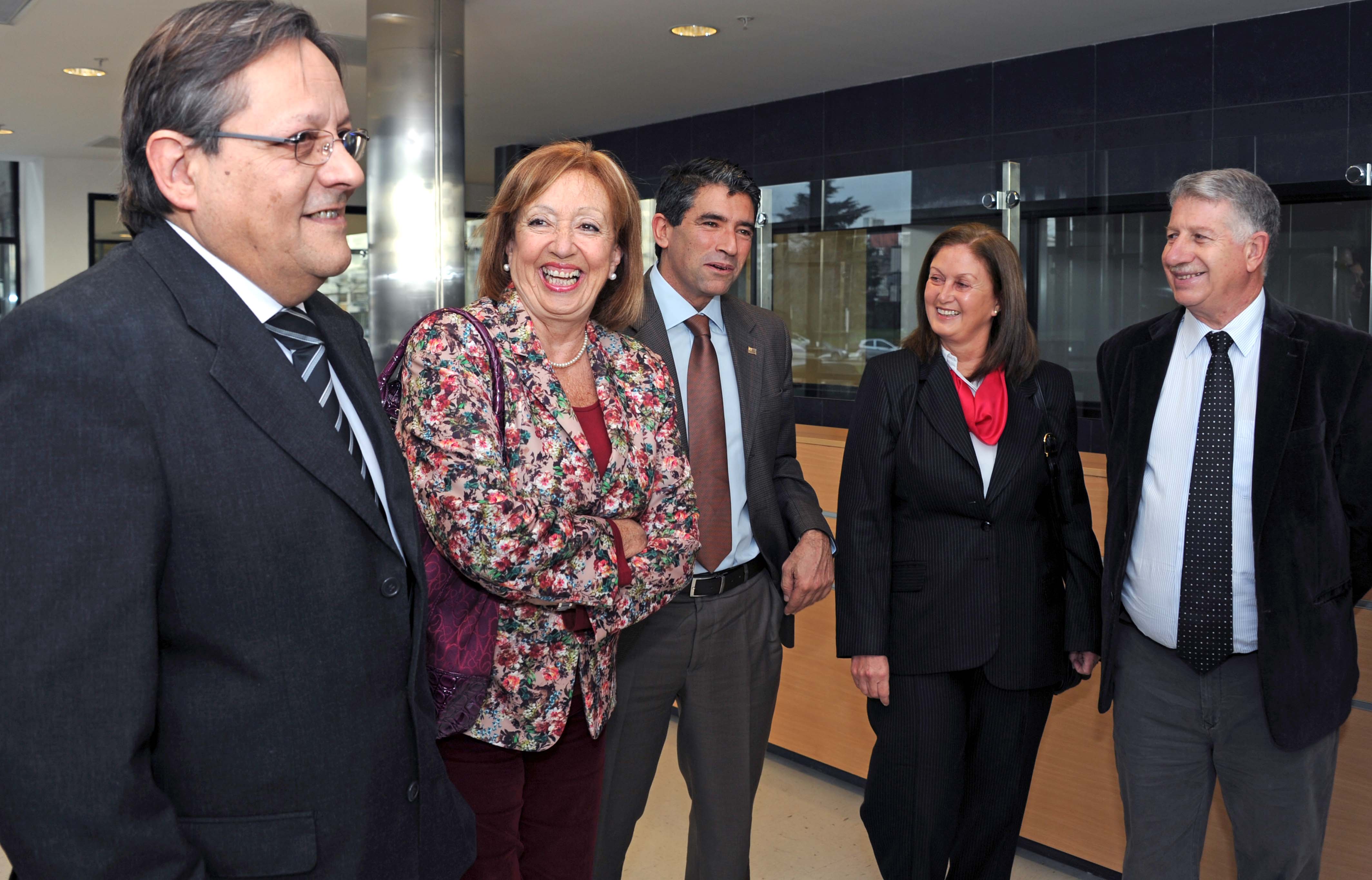 Vicepresidente Raúl Sendic y autoridades durante la recorrida