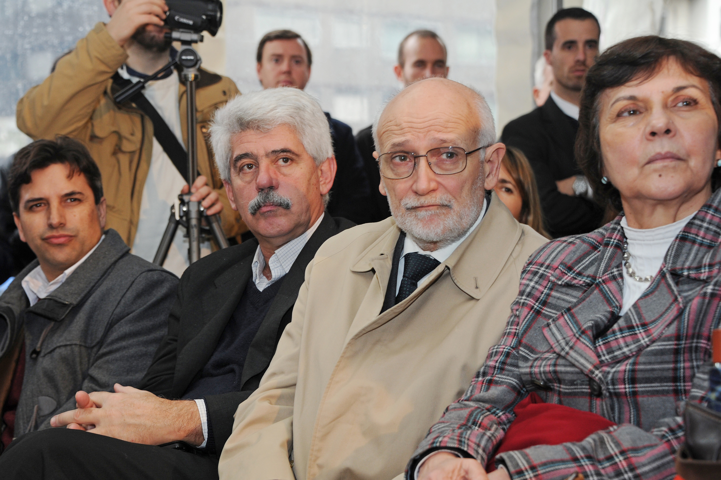 Primeros taxis eléctricos circularán como parte de política estratégica en energía