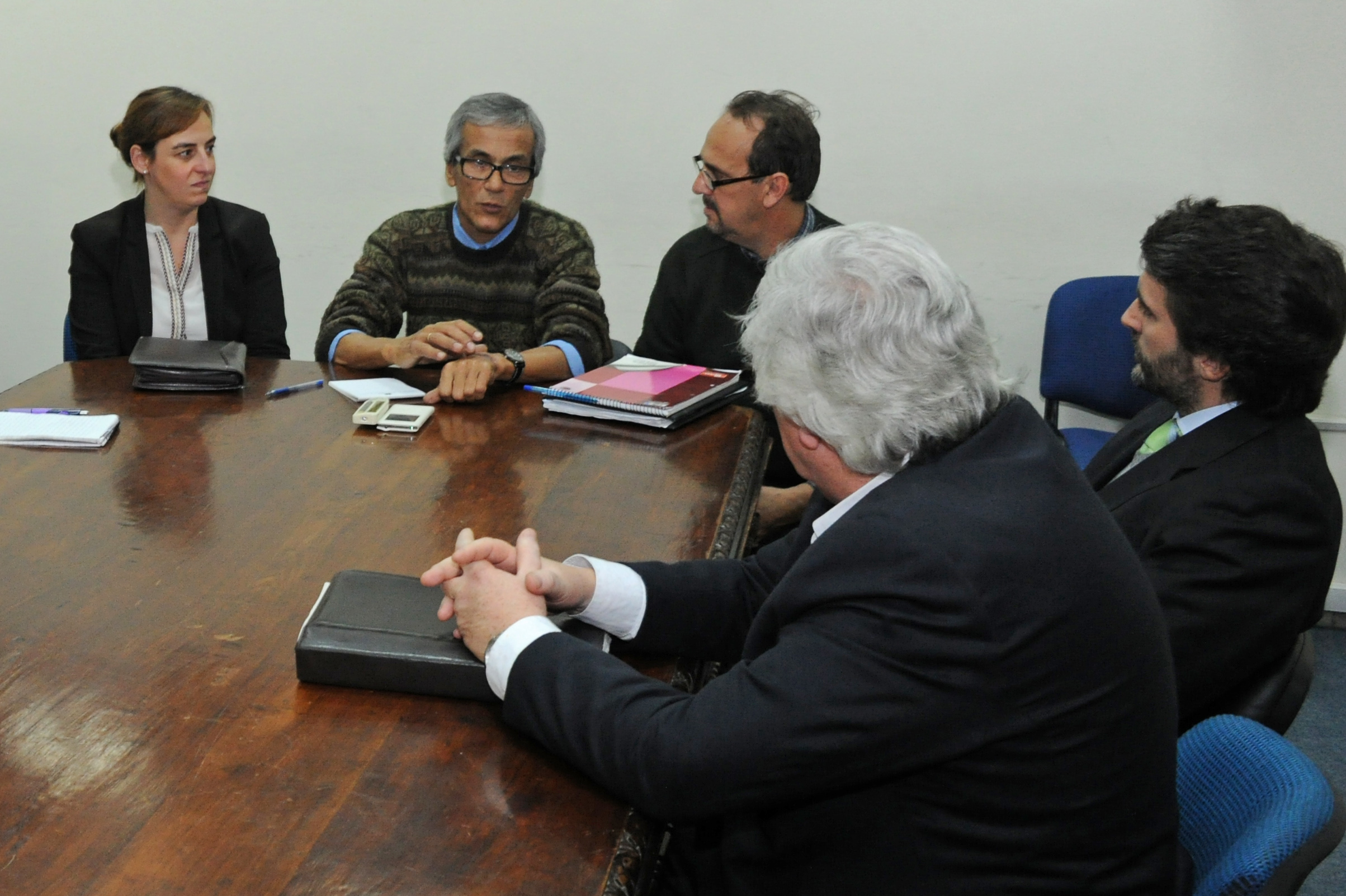 Trabajadores de FRIPUR y representantes de la empresa se reunieron con autoridades del Ministerio de Trabajo