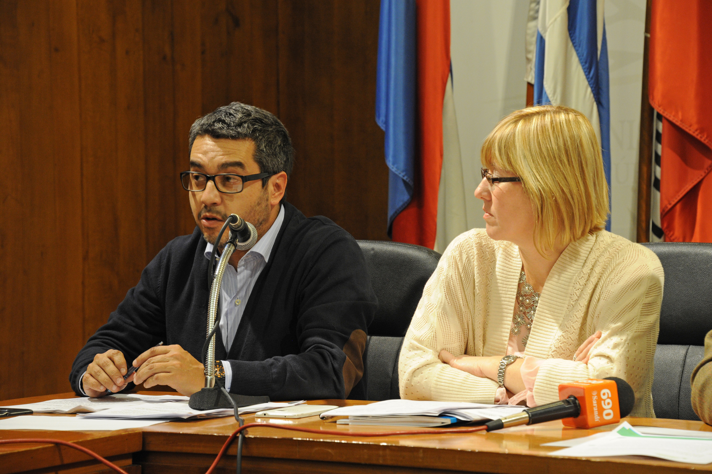 Gumer Pérez, asesor de la Dirección General de la Salud, haciendo uso de la palabra