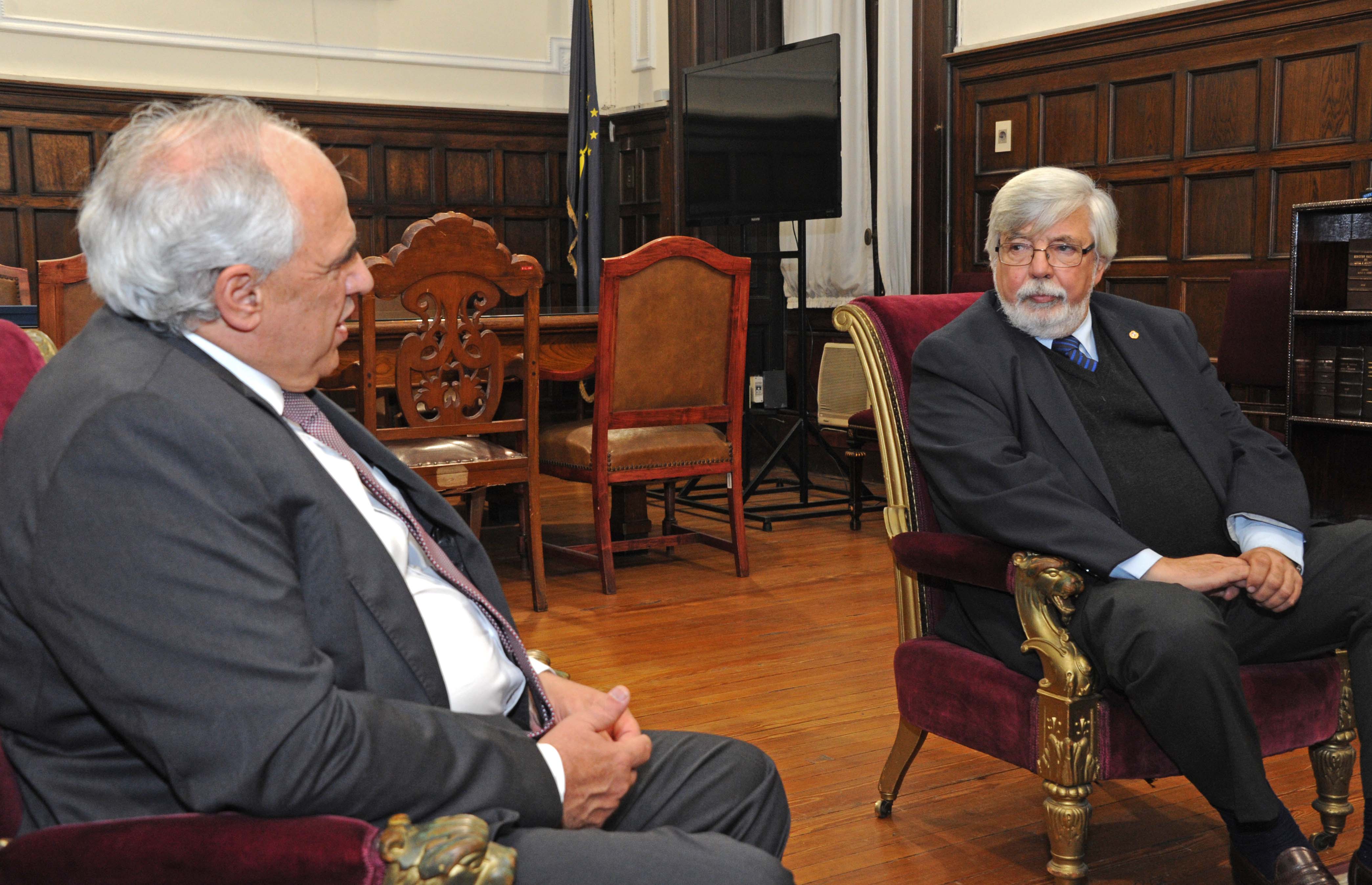 Ministro del Interior, Eduardo Bonomi recibió al secretario general de UNASUR, Ernesto Samper