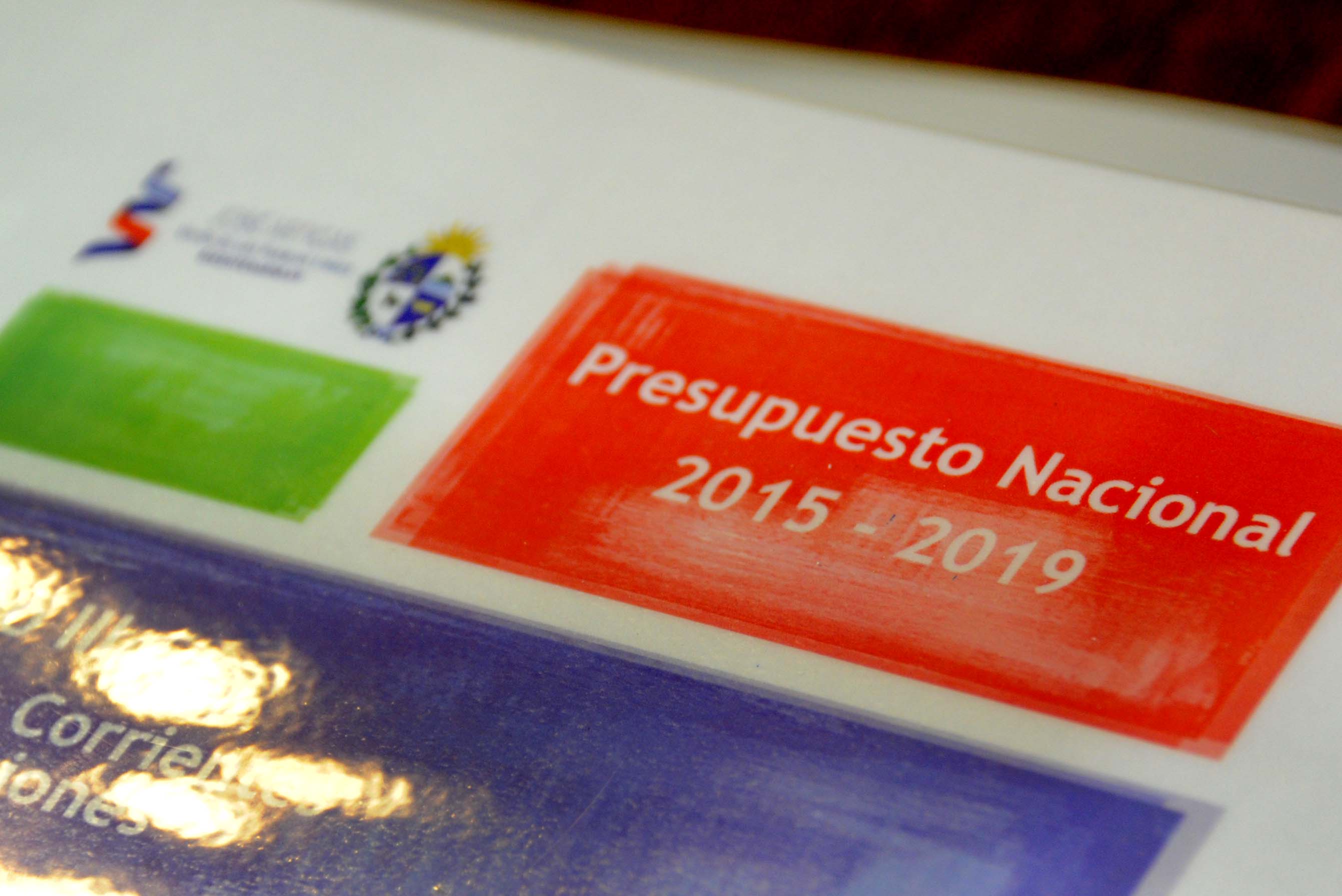 Poder Ejecutivo presentó al Legislativo Proyecto de Presupuesto Nacional 2015 - 2015
