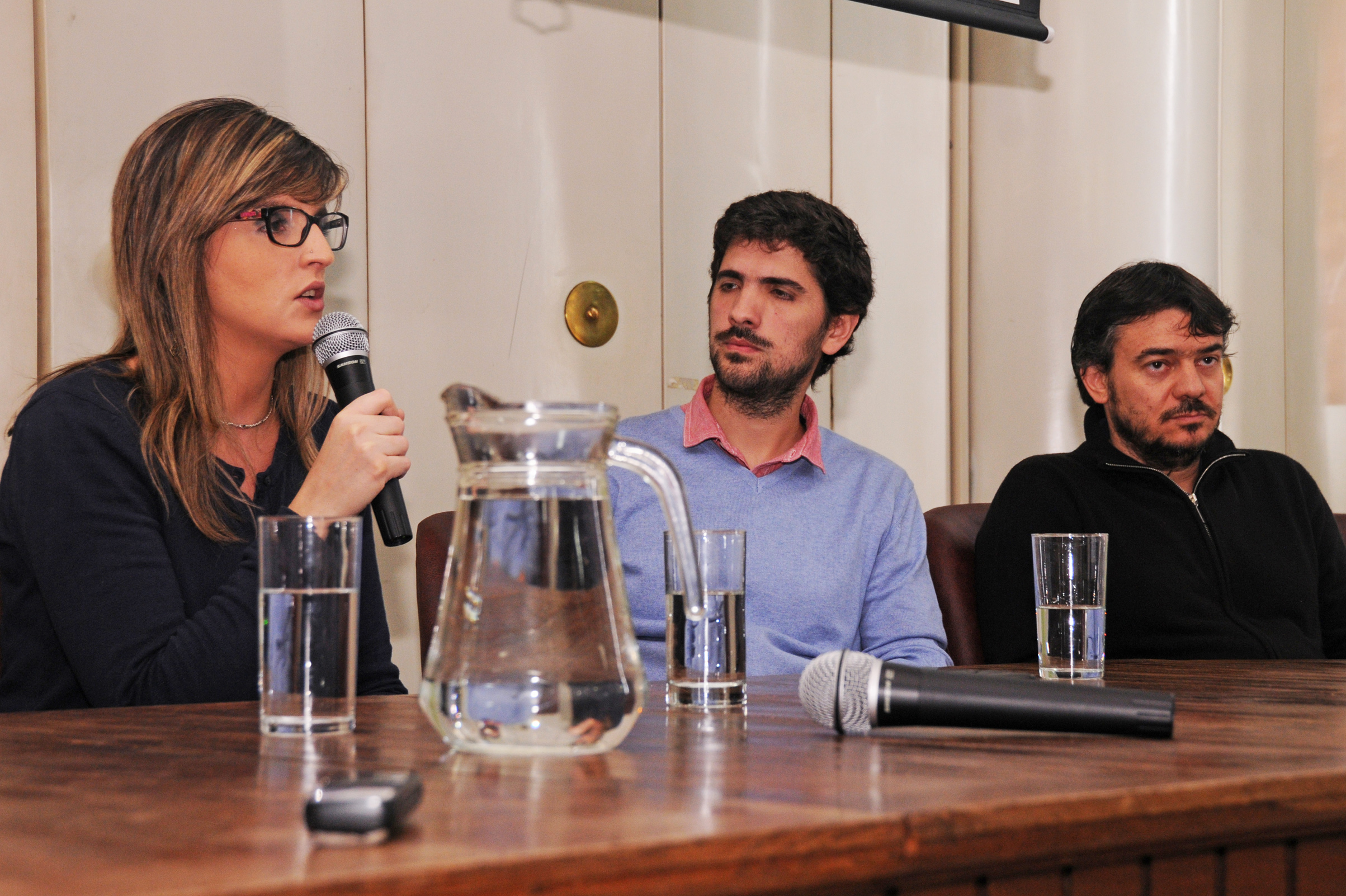Directora de Desarrollo Social de la Intendencia de Montevideo, Fabiana Goyeneche, dirigiéndose a los presentes