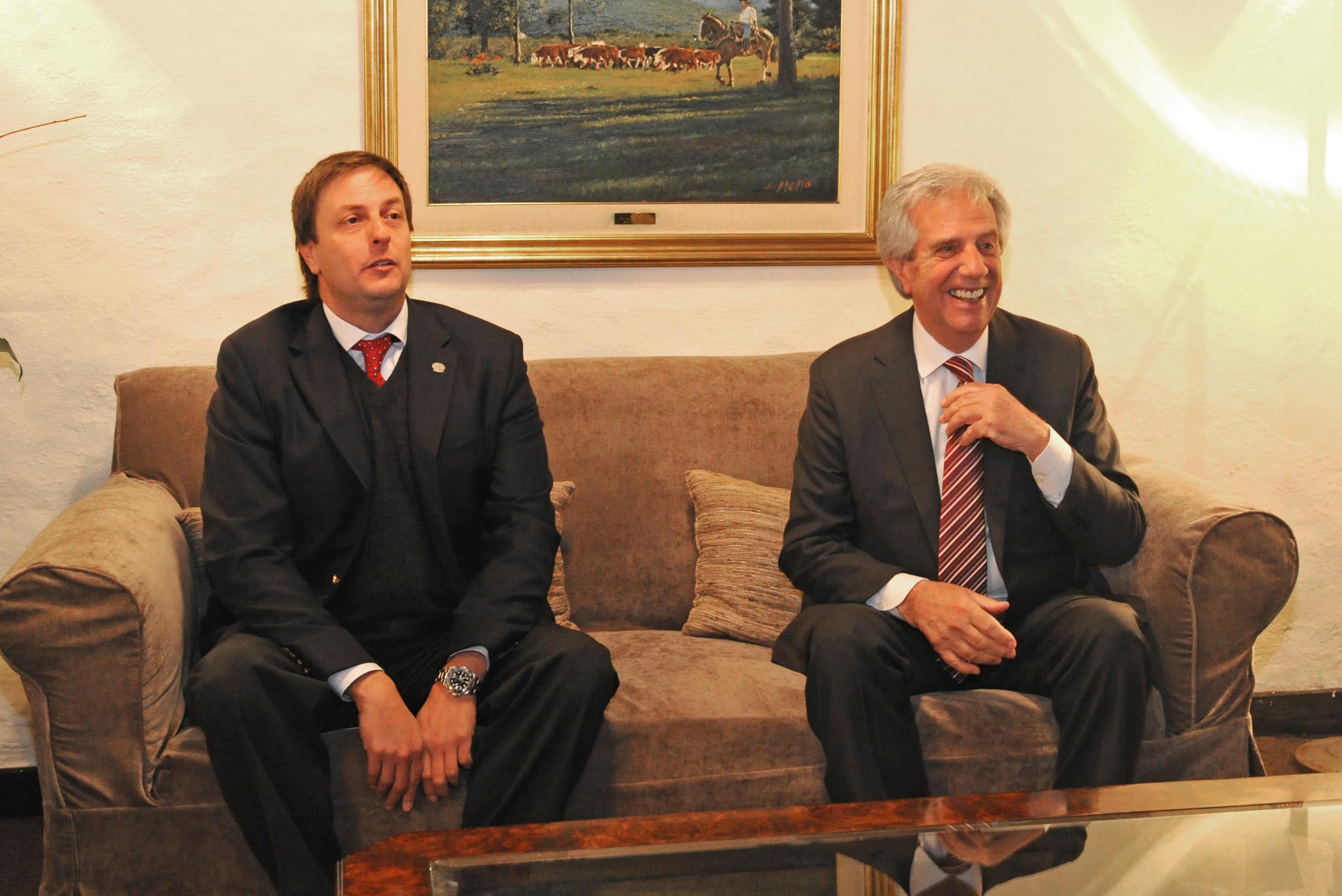 Tabaré Vázquez visitó la Rural del Prado y se reunió con directivos de ARU