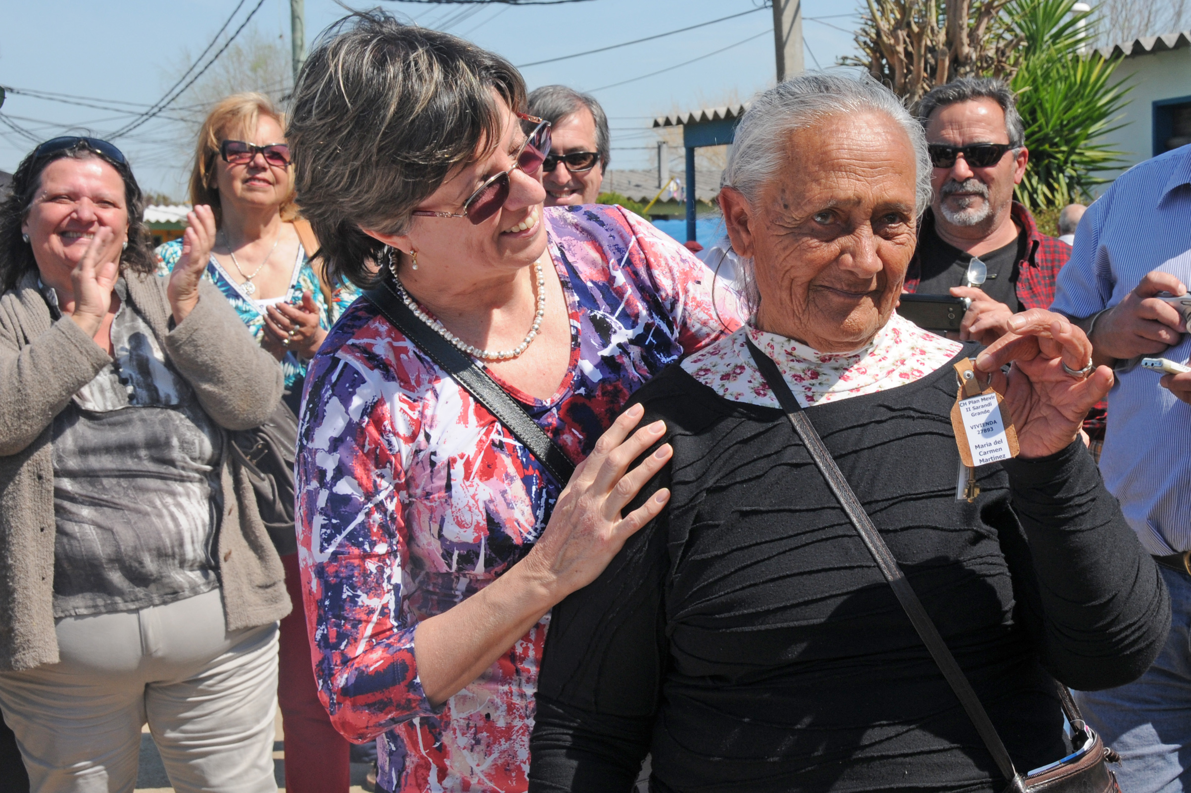 Entrega de viviendas a jubilados y pensionistas en Sarandí Grande