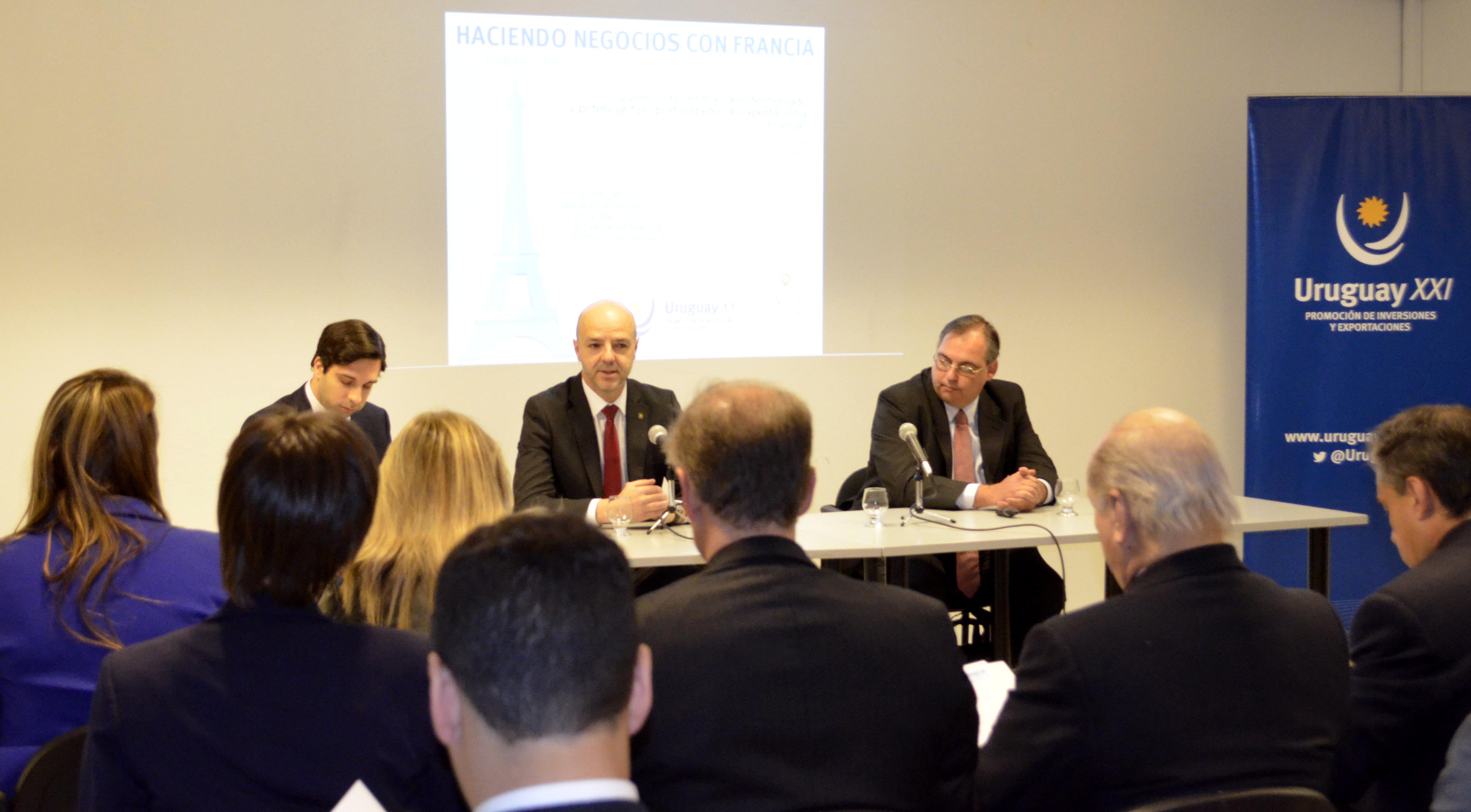 Director Ejecutivo de Uruguay XXI, Antonio Carámbula en apertura de taller de acceso a mercado francés