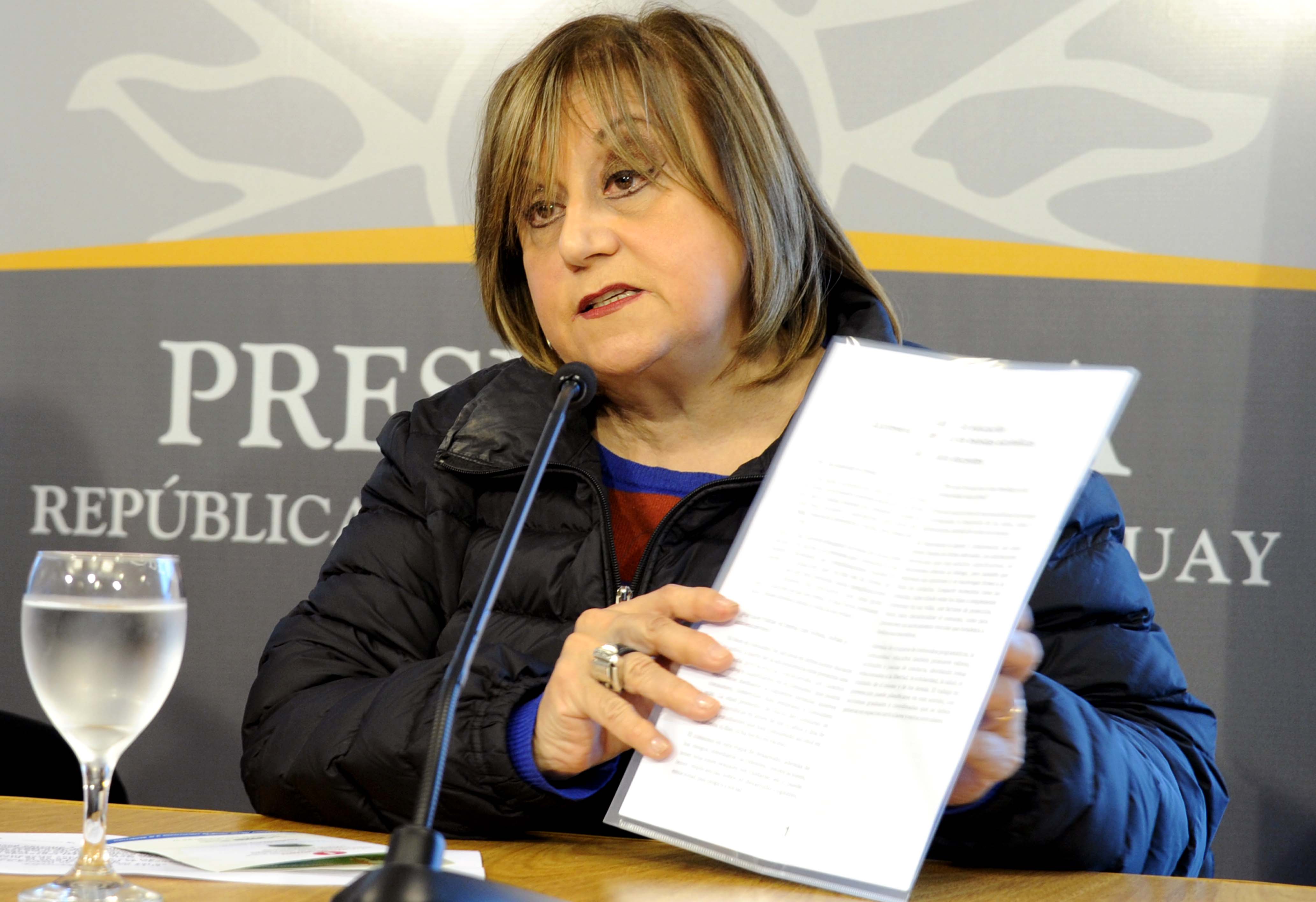 Conferencia de prensa de las directoras de Primaria y Secundaria en representación de la Comisión