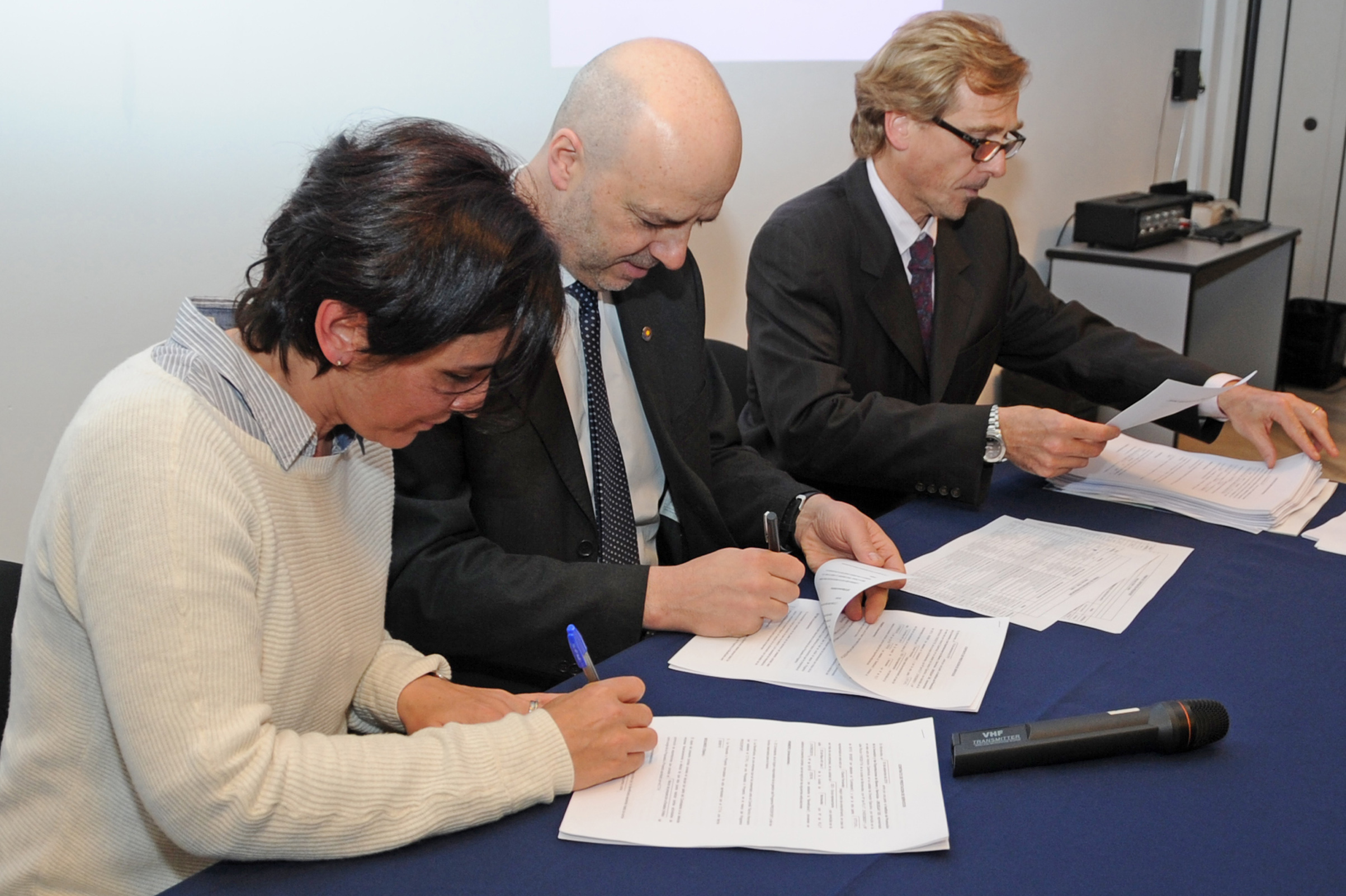 Empresas de bienes y servicios seleccionadas por Uruguay XXI firmaron contrato de cooperación