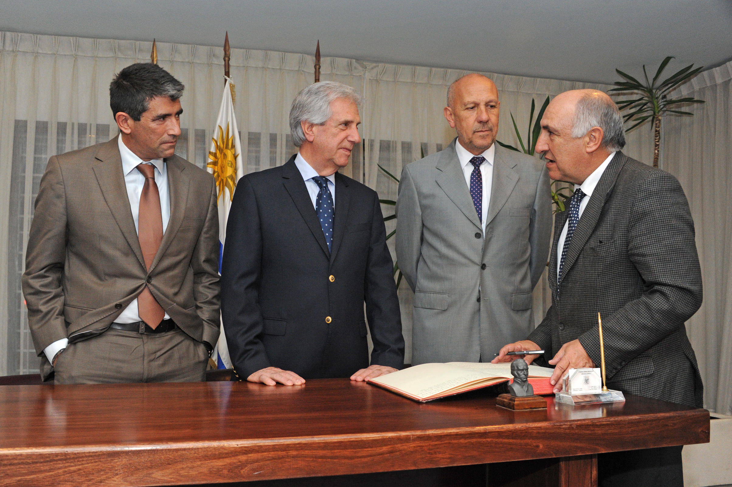 Acto de asunción del ejercicio de la Presidencia por parte de Raúl Sendic