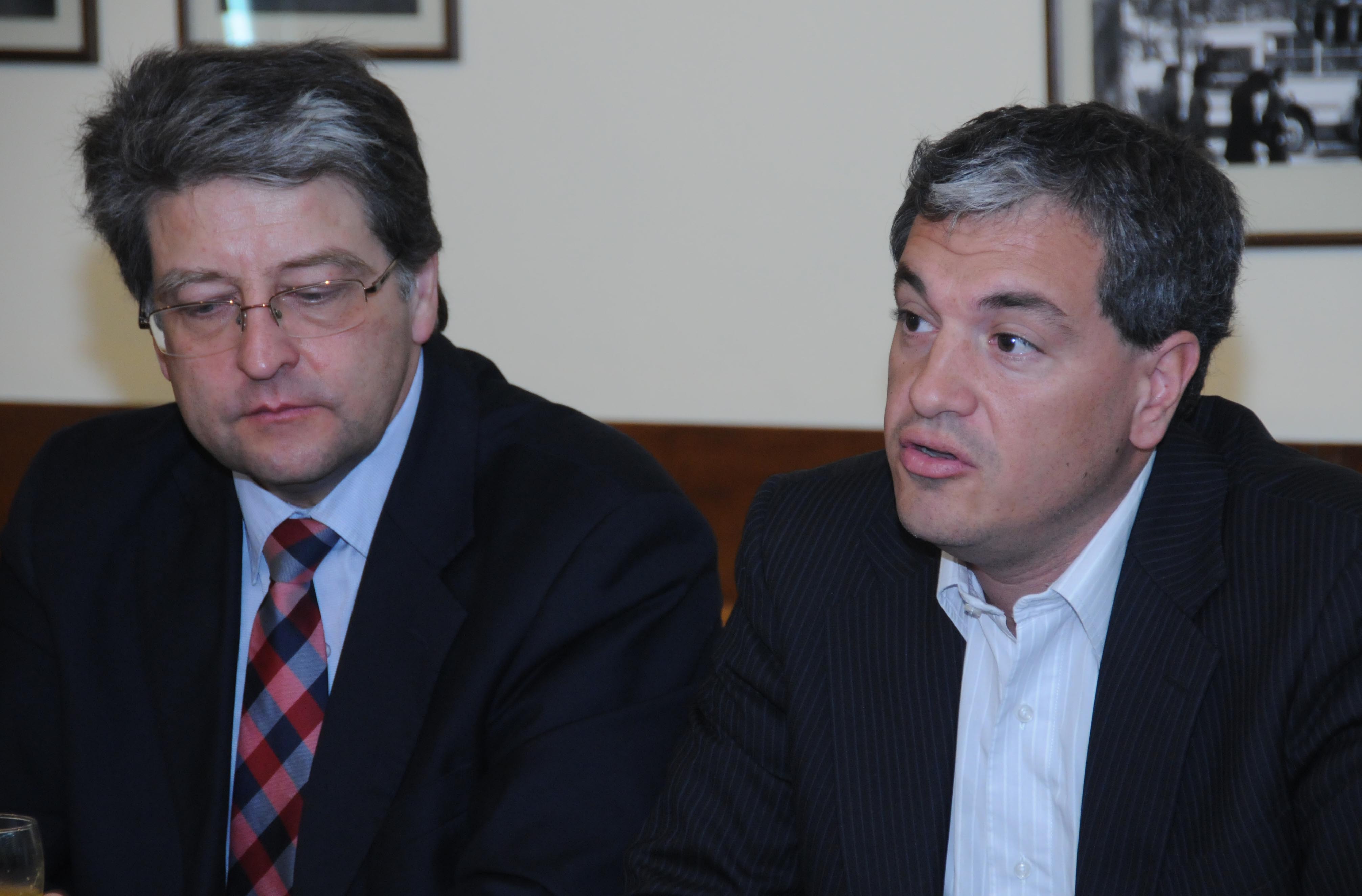 Jornada informativa sobre contrato dragado canal Martín García
