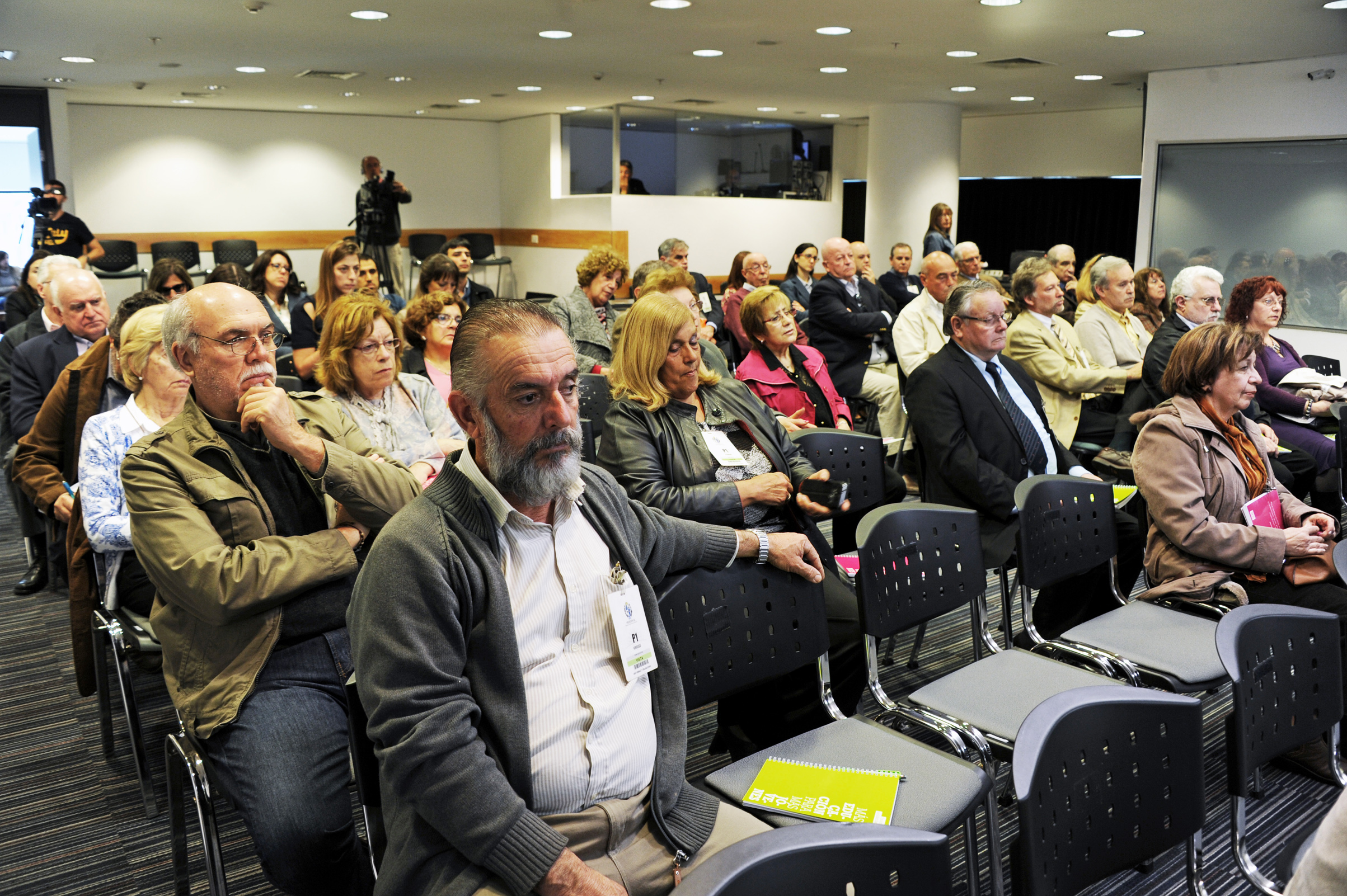 Fueron homenajeados los profesionales que aportaron desde el comienzo al Fondo de Solidaridad