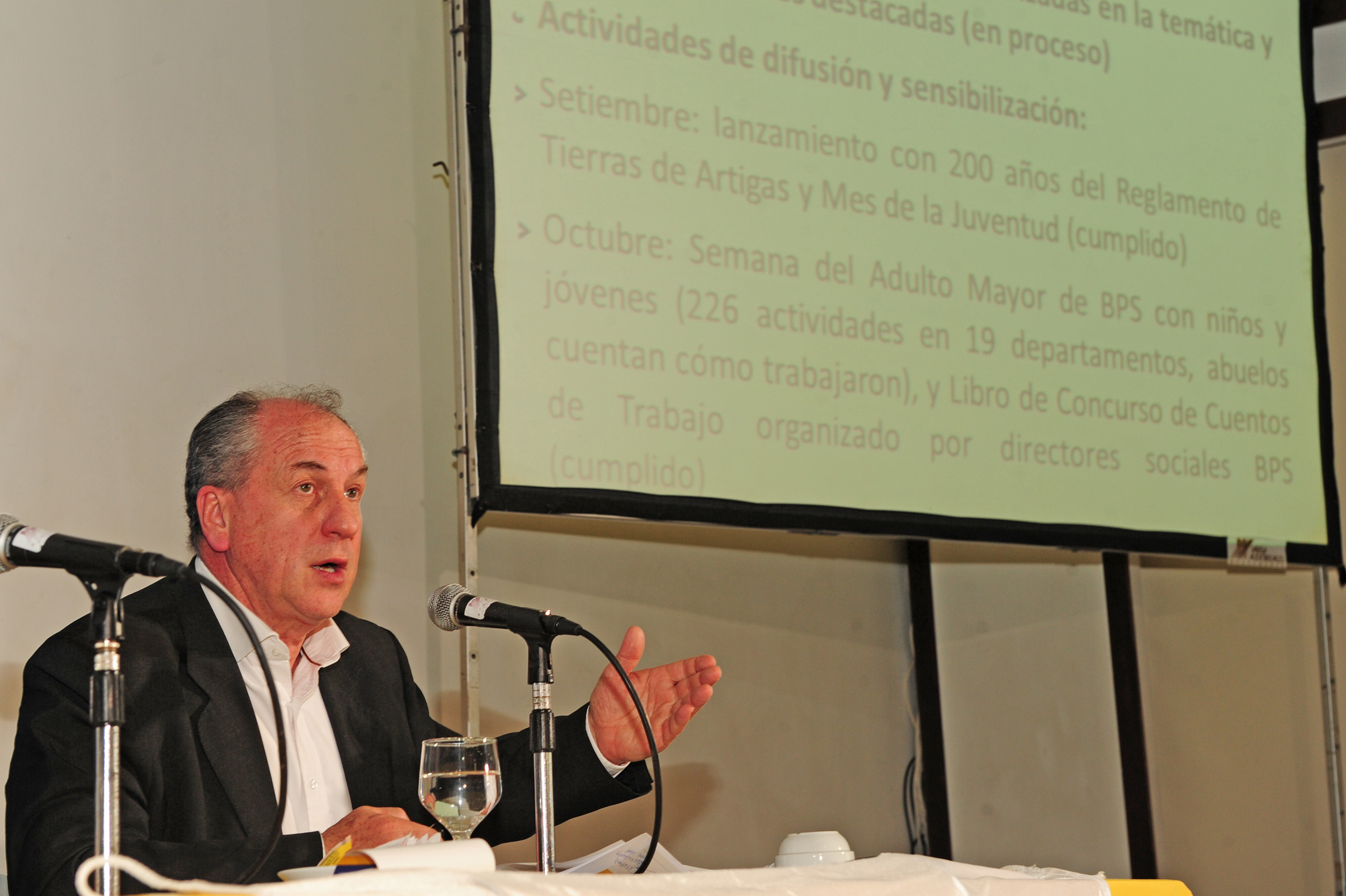 Daniel Sturla participó de una conferencia sobre cultura laboral junto al ministro Ernesto Murro