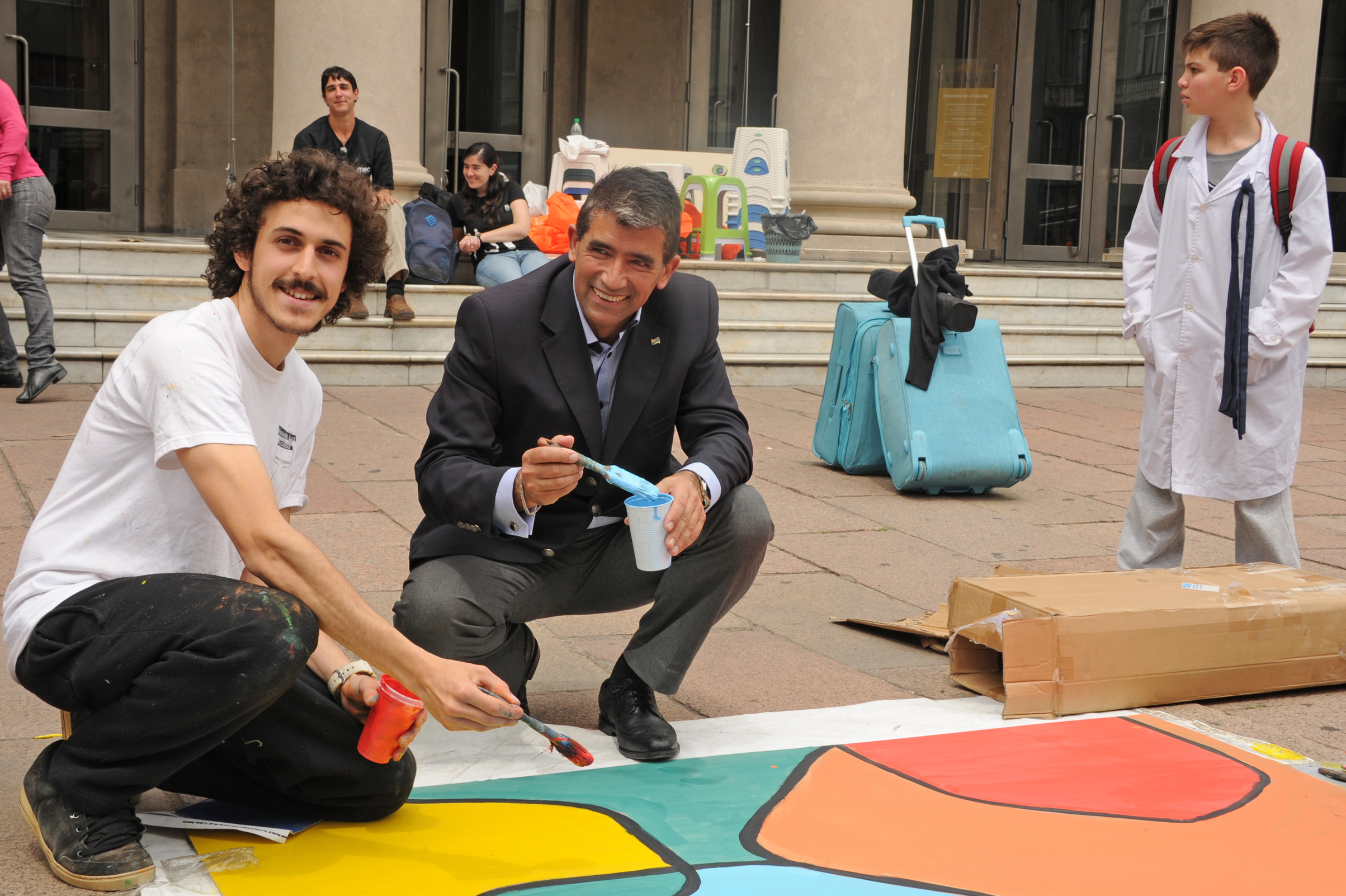 Lanzamiento del Plan Nacional de Voluntariado se llevó a cabo en la Torre Ejecutiva y en la explanada del Teatro Solís