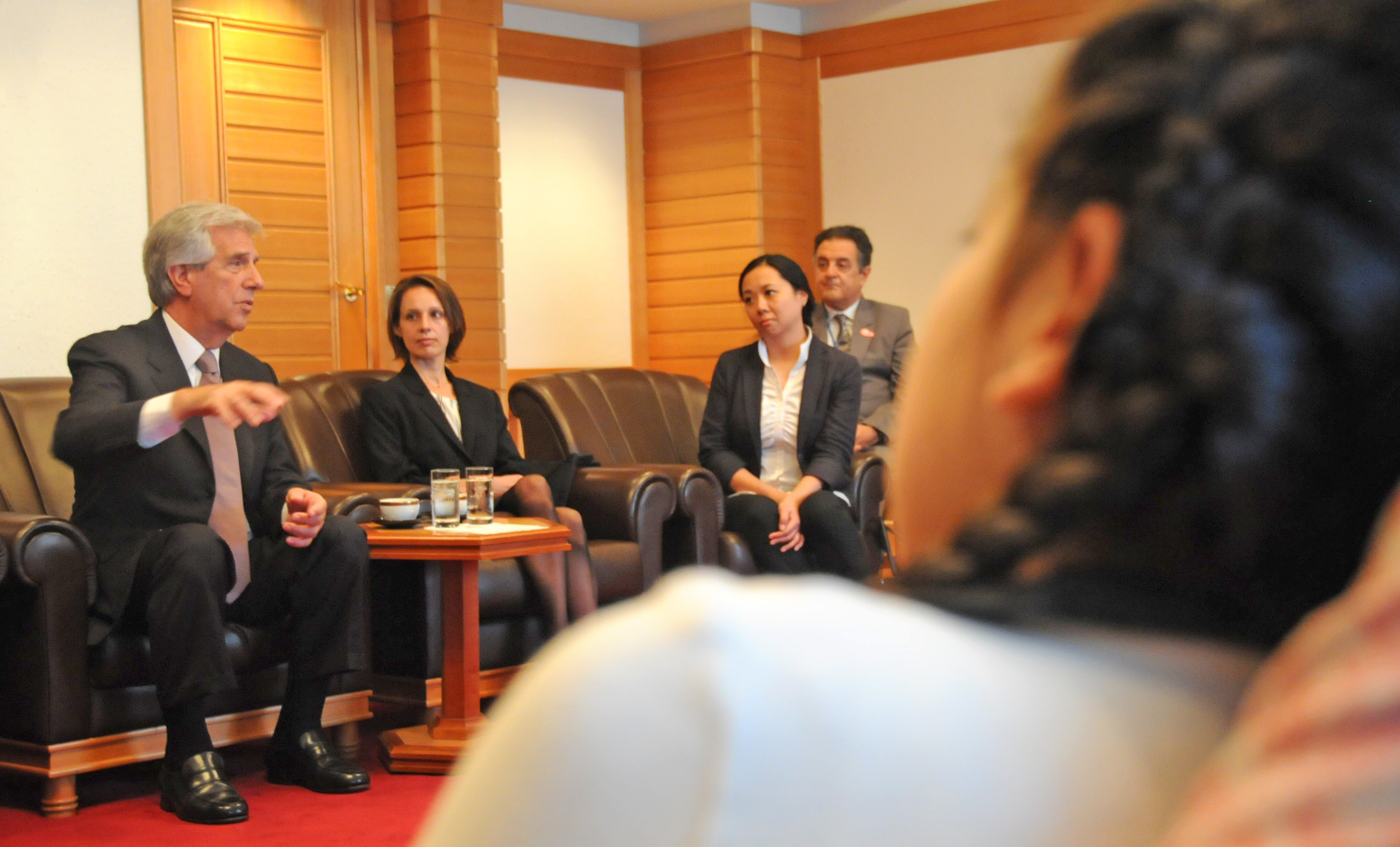 Tabaré Vázquez se reunió con colectividad uruguaya en Japón