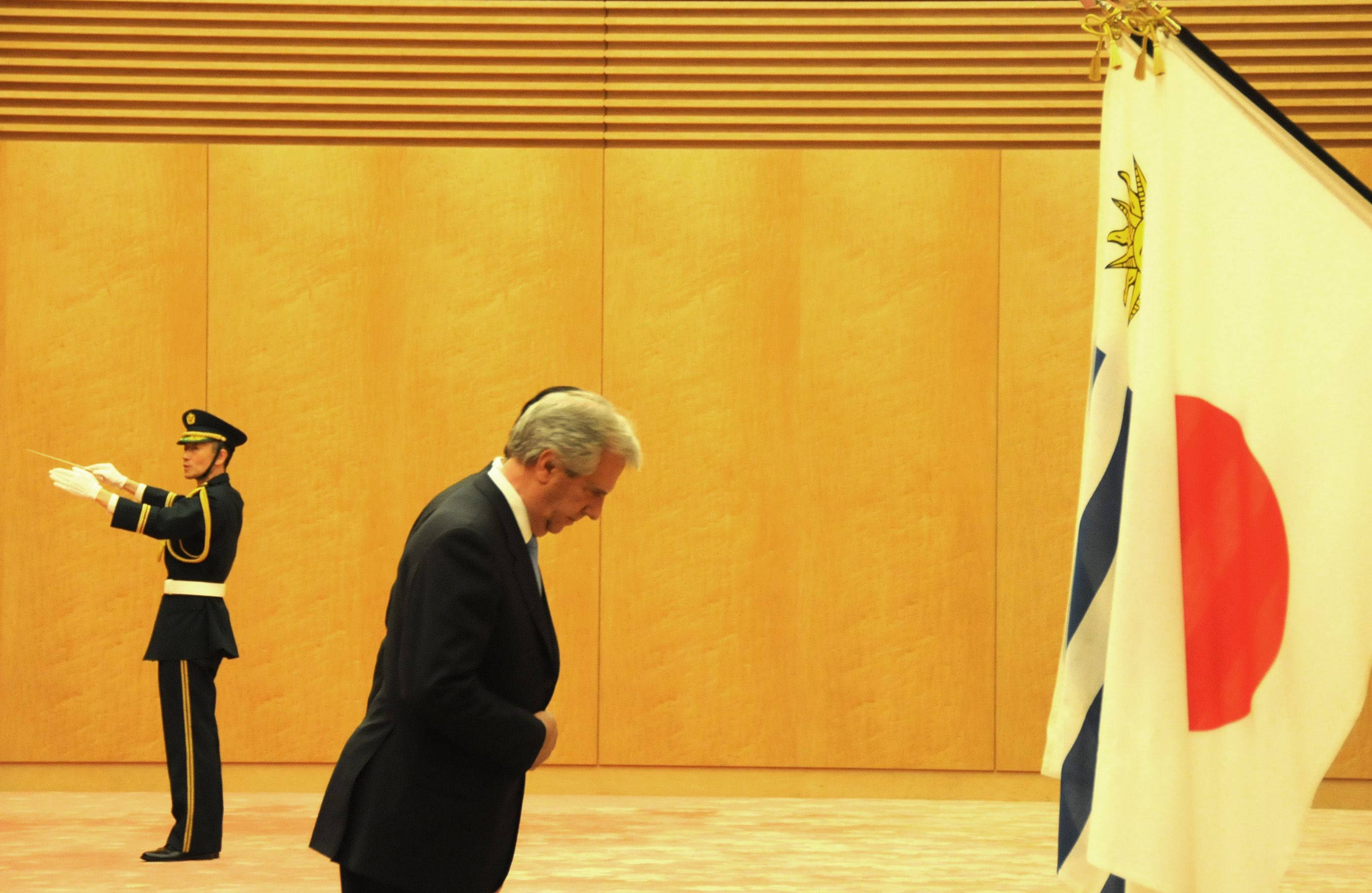 Encuentro entre Tabaré Vázquez y el primer ministro japonés, Shinzō Abe