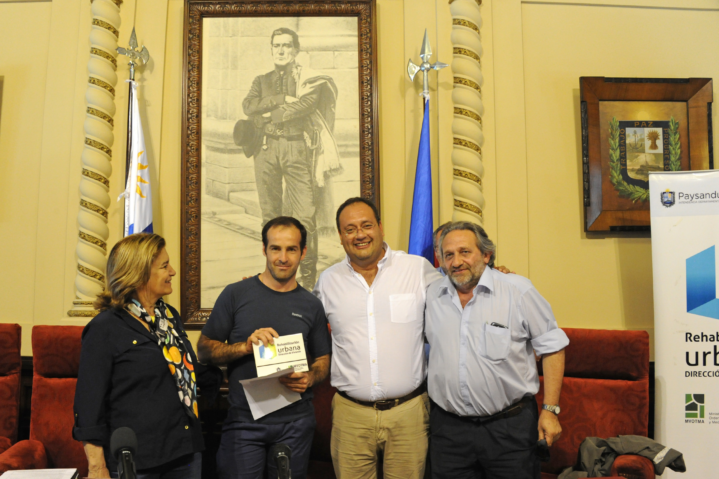 Ceremonia de entrega de 20 préstamos para la mejora de vivienda en Paysandú