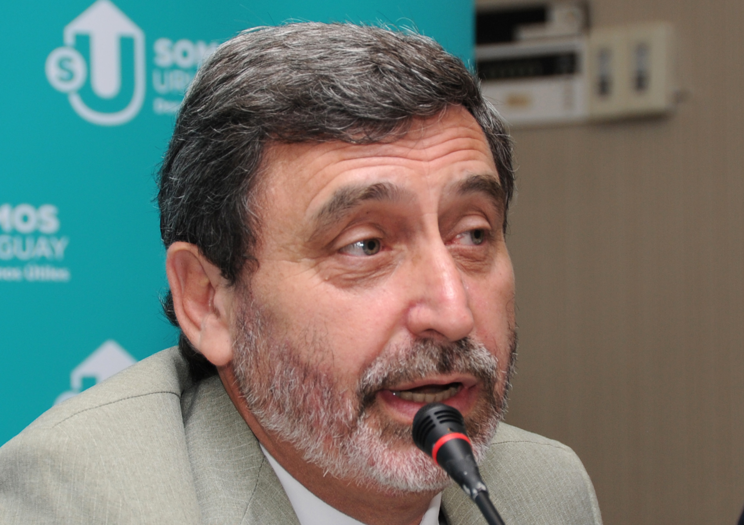 Director de Somos Uruguay, Mario Lev