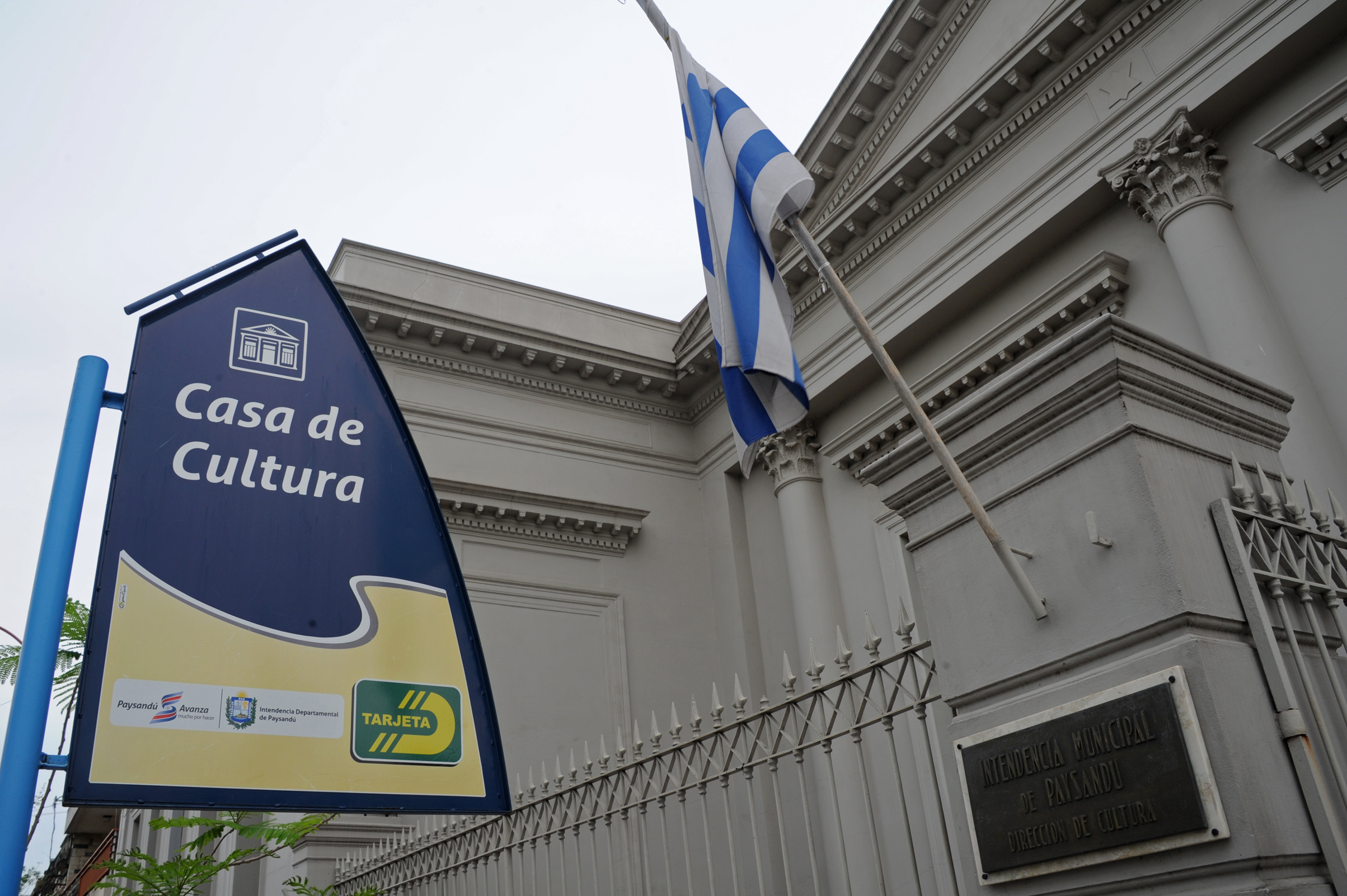 Reunión entre autoridades del Ministerio de Vivienda, de la Intendencia de Paysandú y de OSE