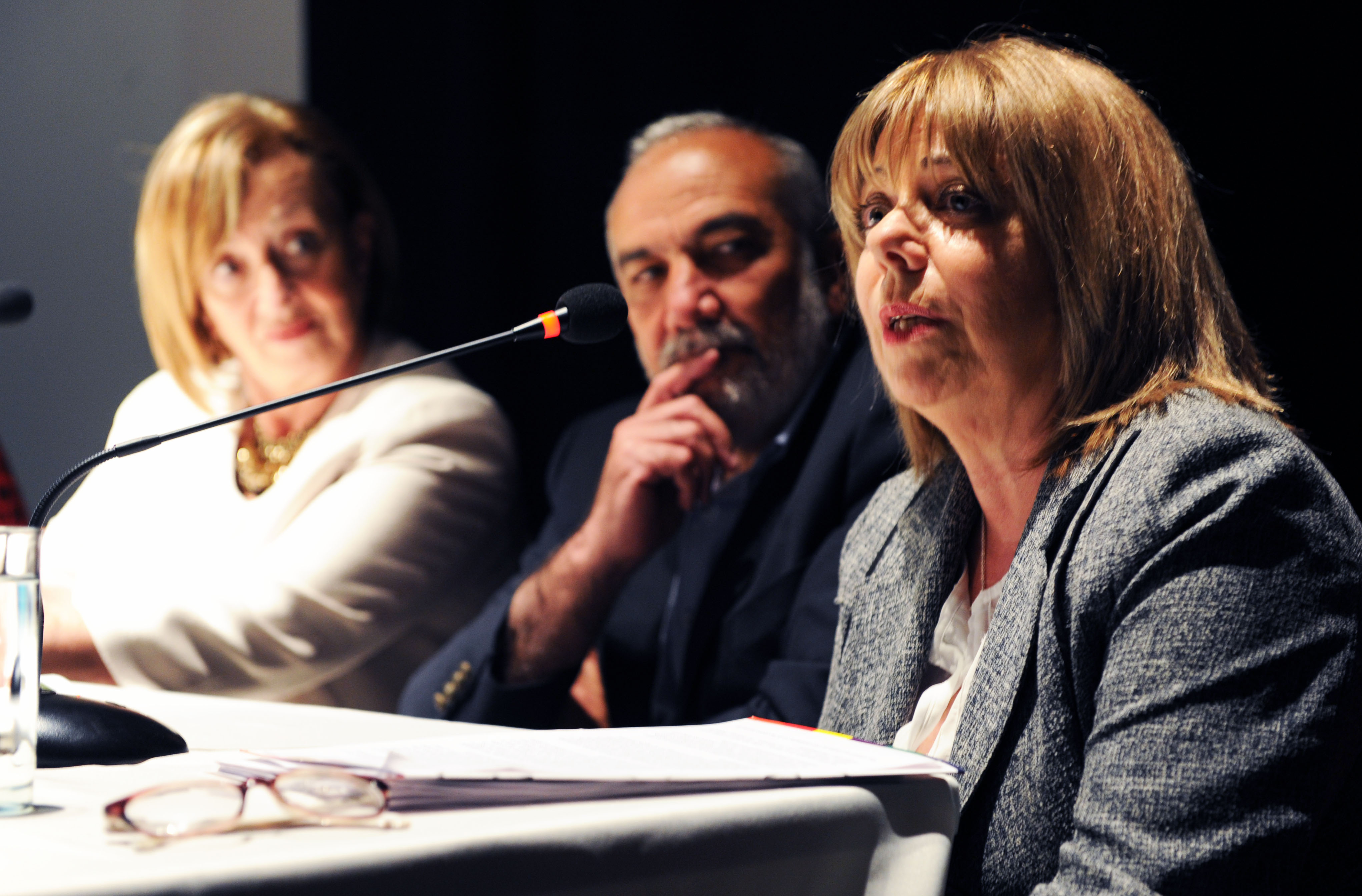 Más de 400 trabajadores del Estado y de intendencias culminaron ciclos educativos