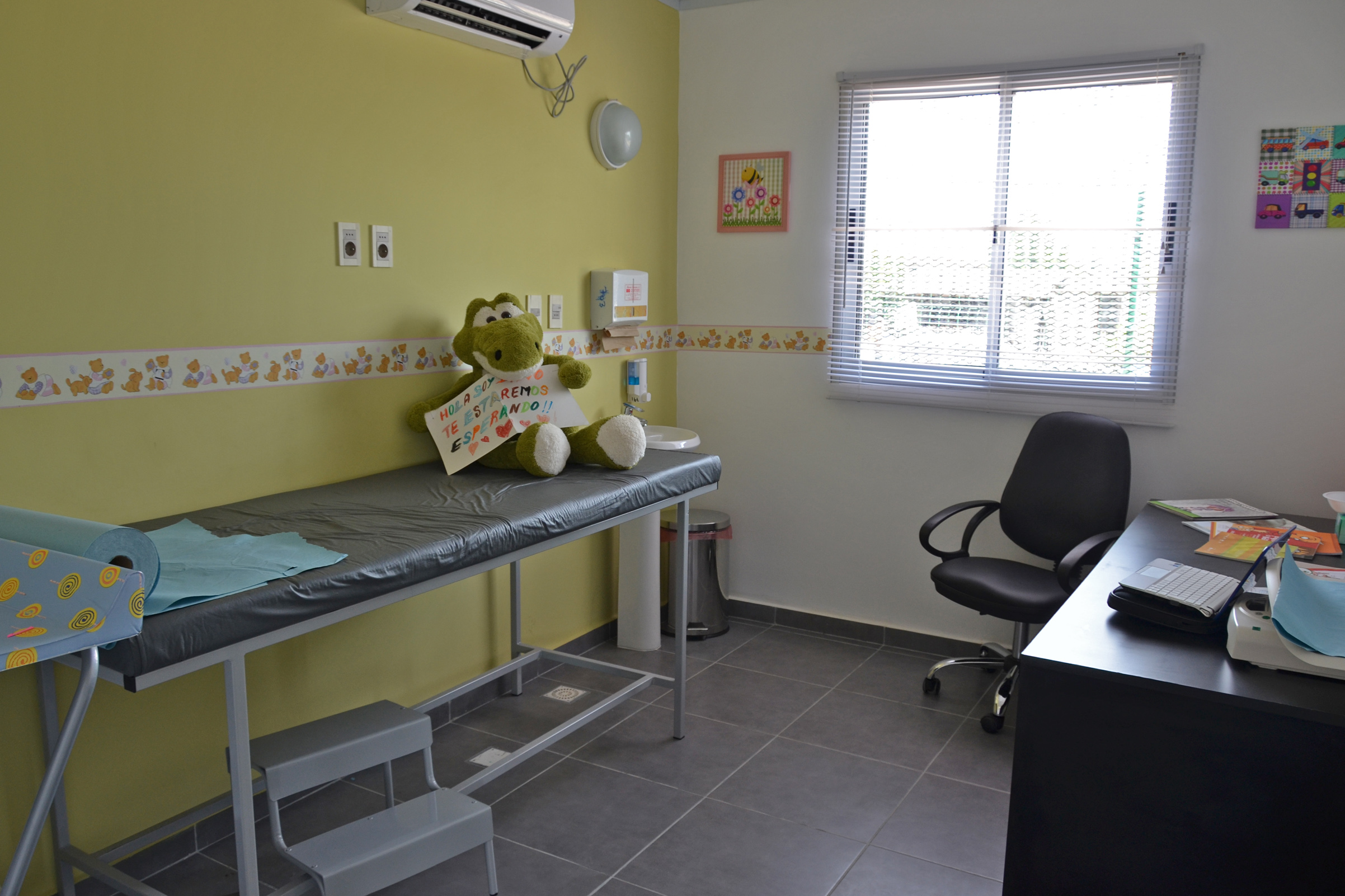 Inauguración de Policlínica San Martín II, dependiente del Centro de Salud Misurraco del barrio montevideano de Casavalle