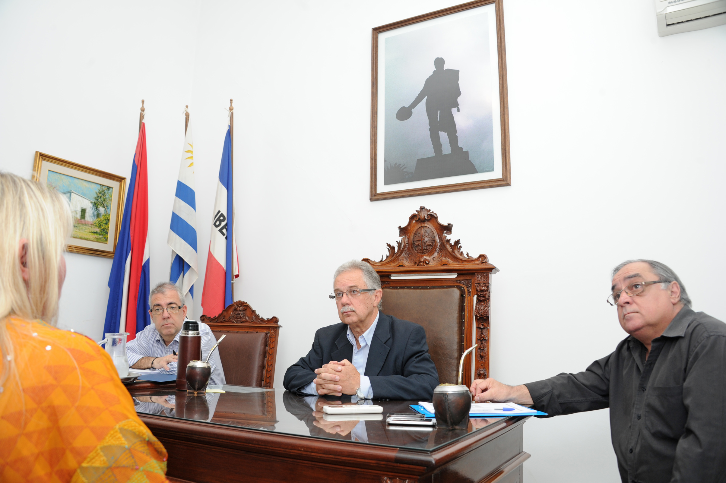 Reunión encabezada por el subsecretario de Defensa Nacional, Jorge Menéndez, en Durazno