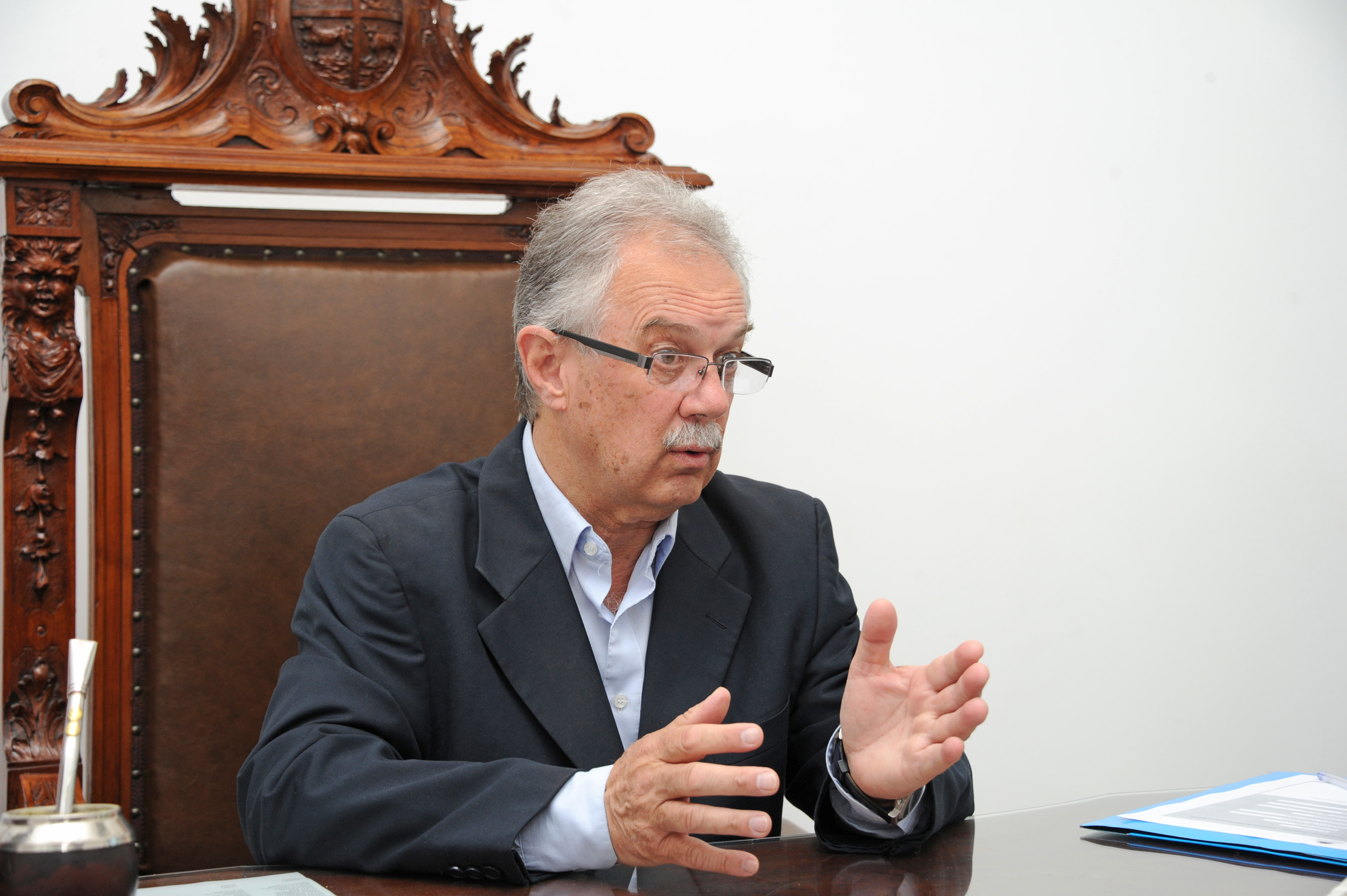 Reunión encabezada por el subsecretario de Defensa Nacional, Jorge Menéndez, en Durazno