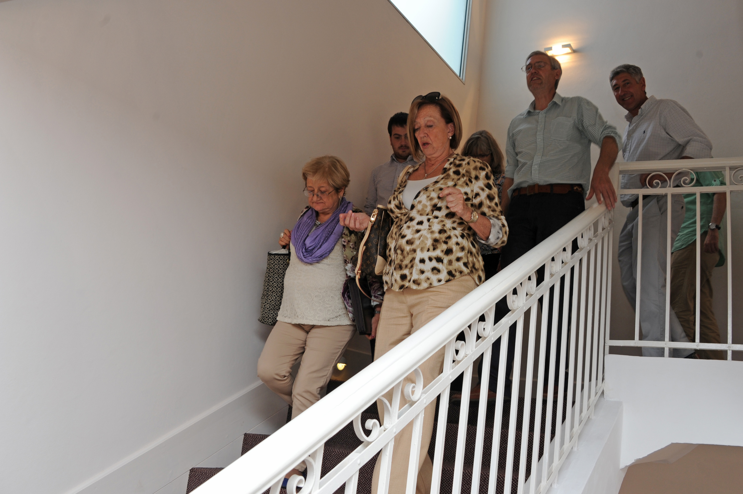Recorrida de María Julia Muñoz por las instalaciones del Teatro Español, en proceso de recuperación