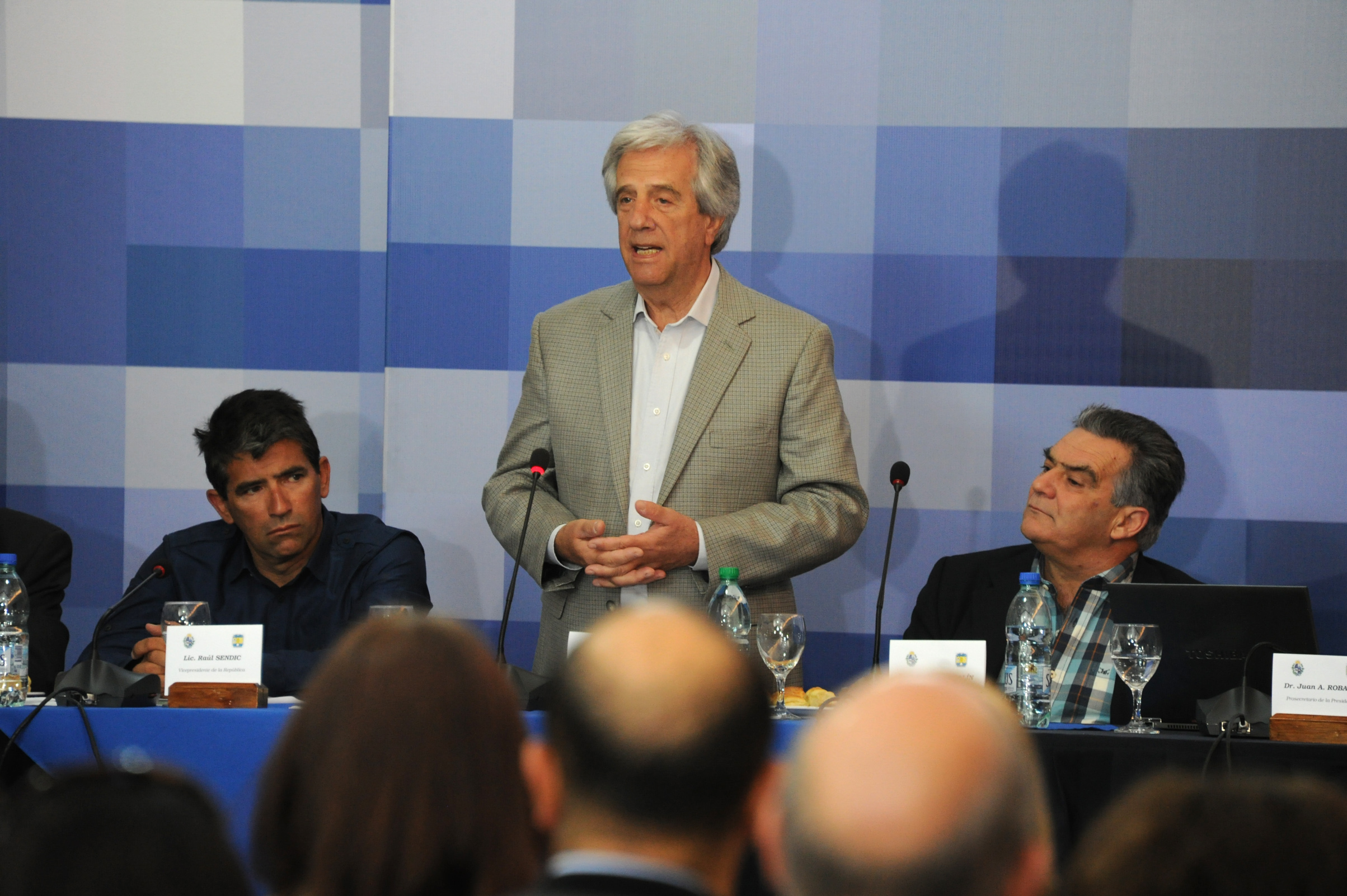 Presidente de la República, Tabaré Vázquez, haciendo uso de la palabra durante la sesión del Consejo de Ministros