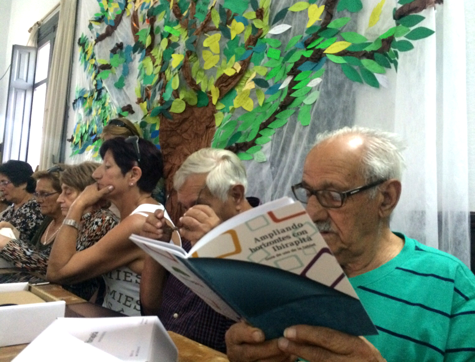 Acto de celebración de 15.000 tablets entregadas a jubilados