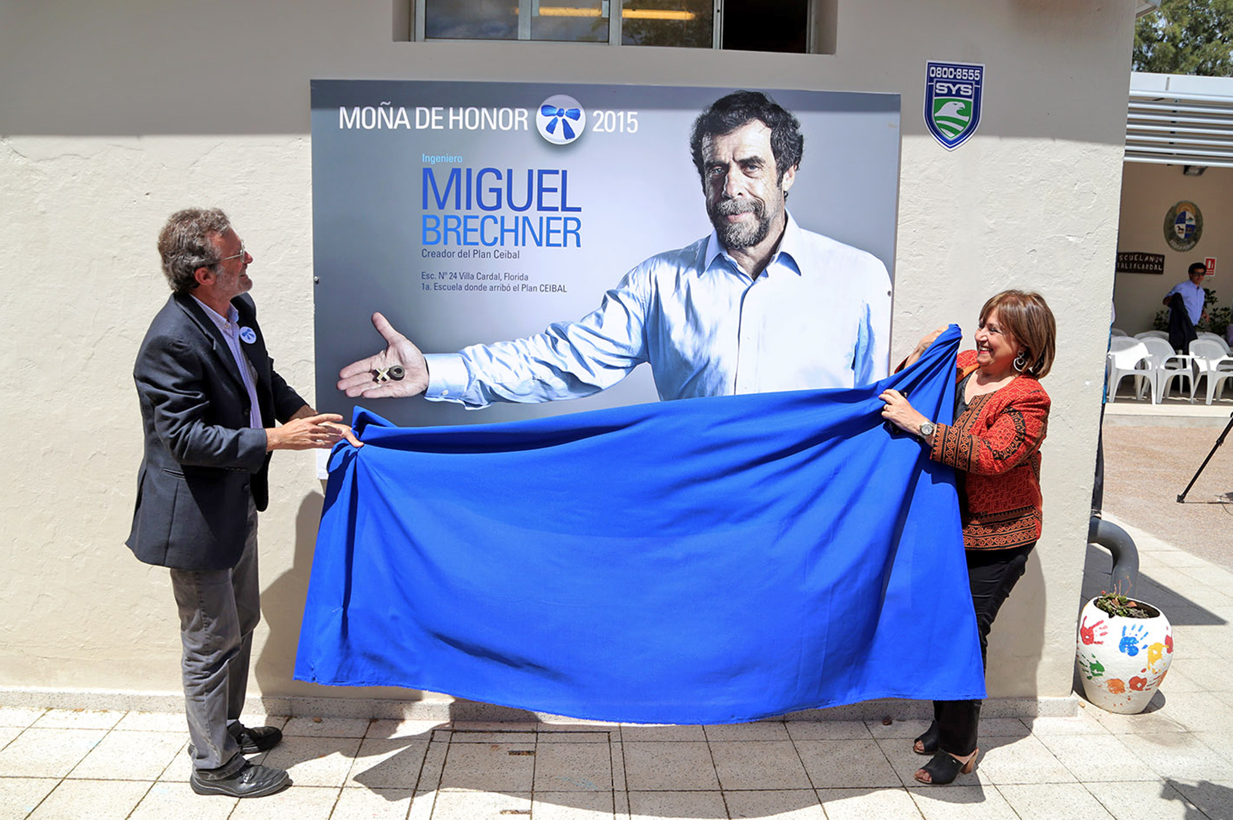 Reconocimiento a Miguel Brechner, presidente del Pan Ceibal