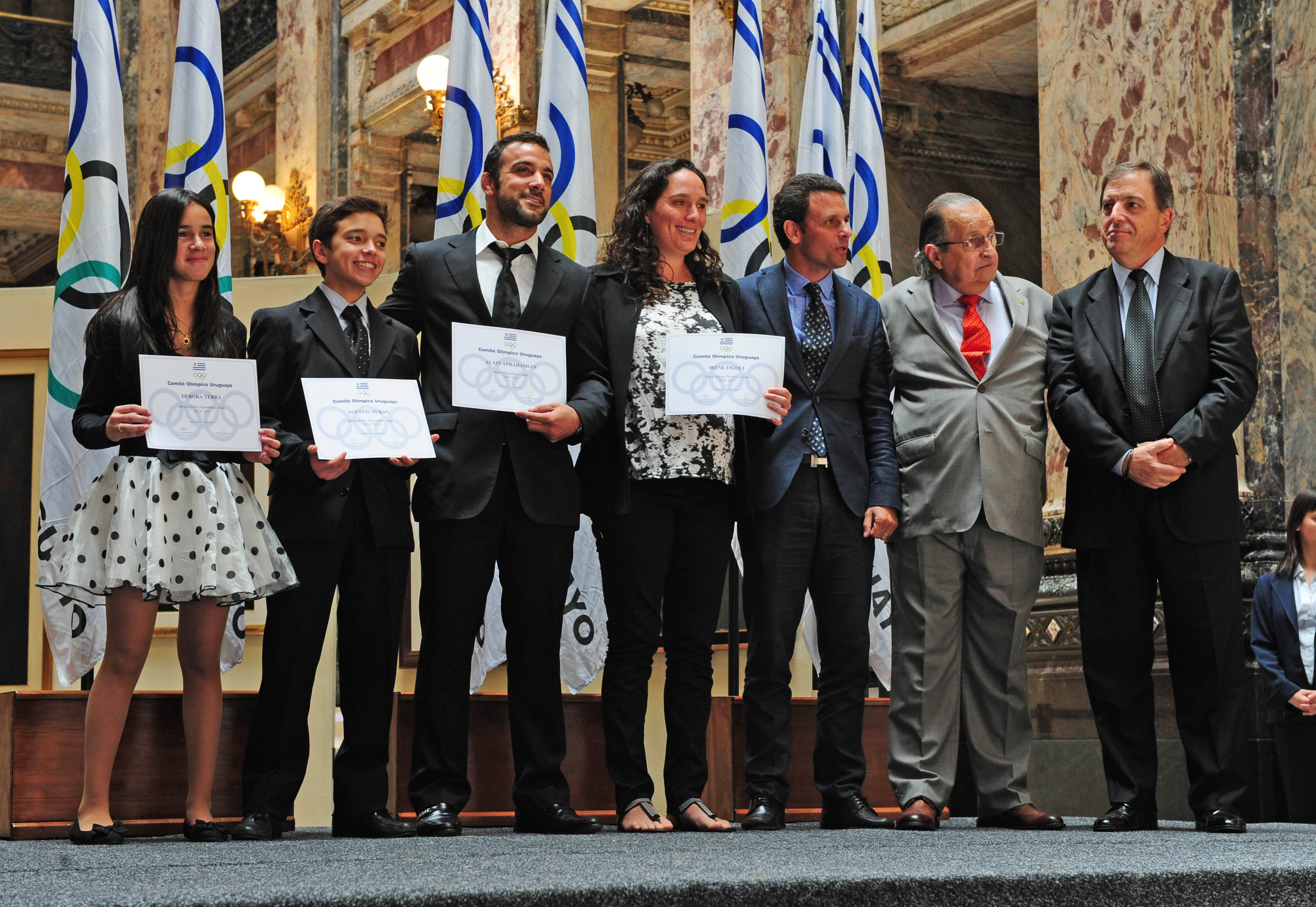 Cáceres y Sendic premiaron a Dolores Moreira y selección sub 23 como deportistas del año