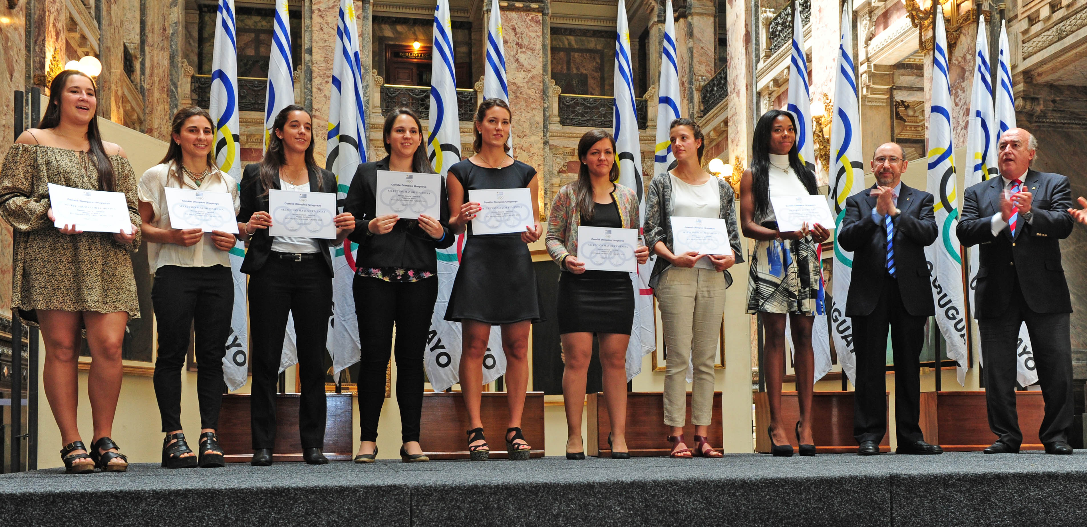 Cáceres y Sendic premiaron a Dolores Moreira y selección sub 23 como deportistas del año
