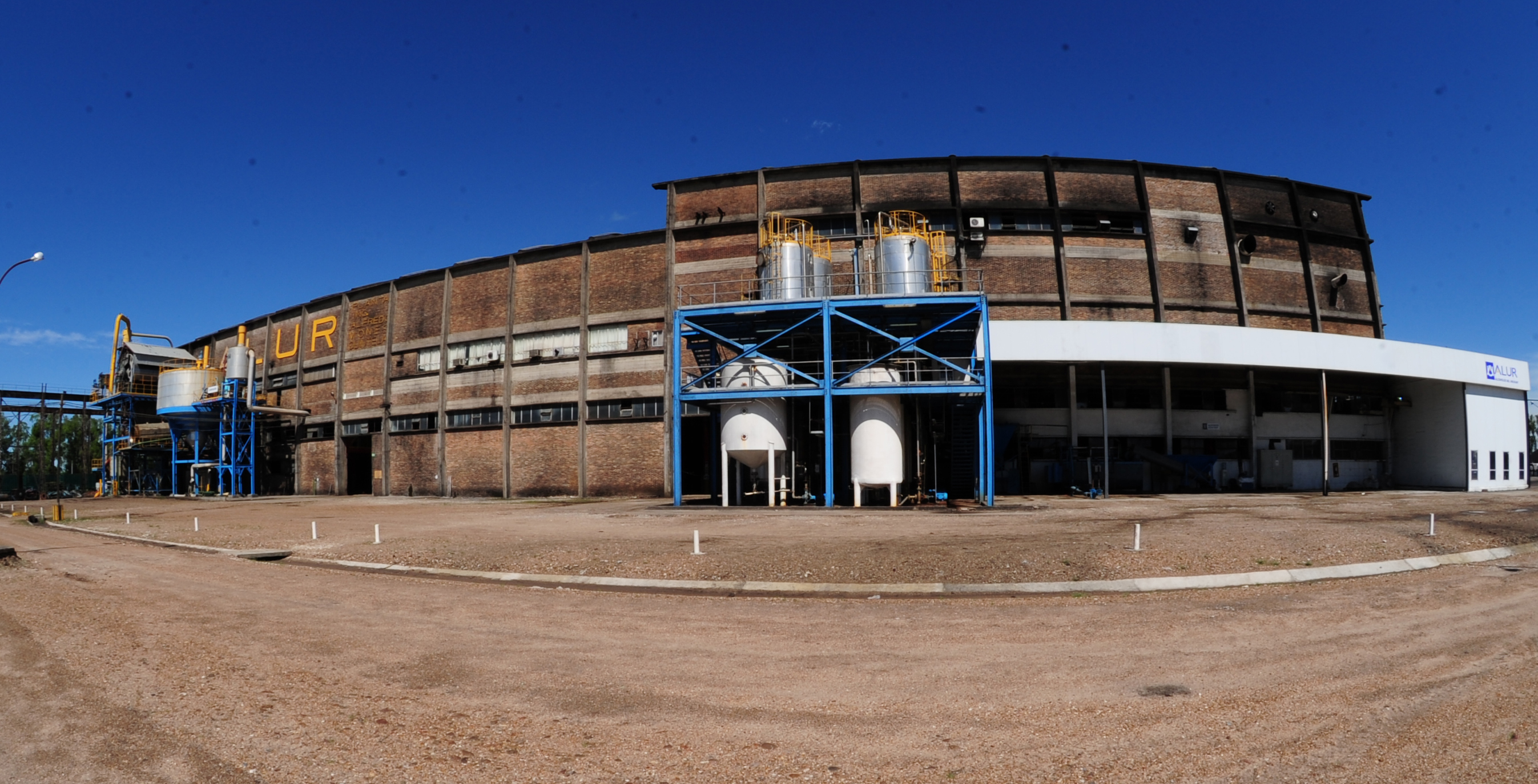 Planta de Alcoholes del Uruguay S.A. (ALUR) en Bella Unión