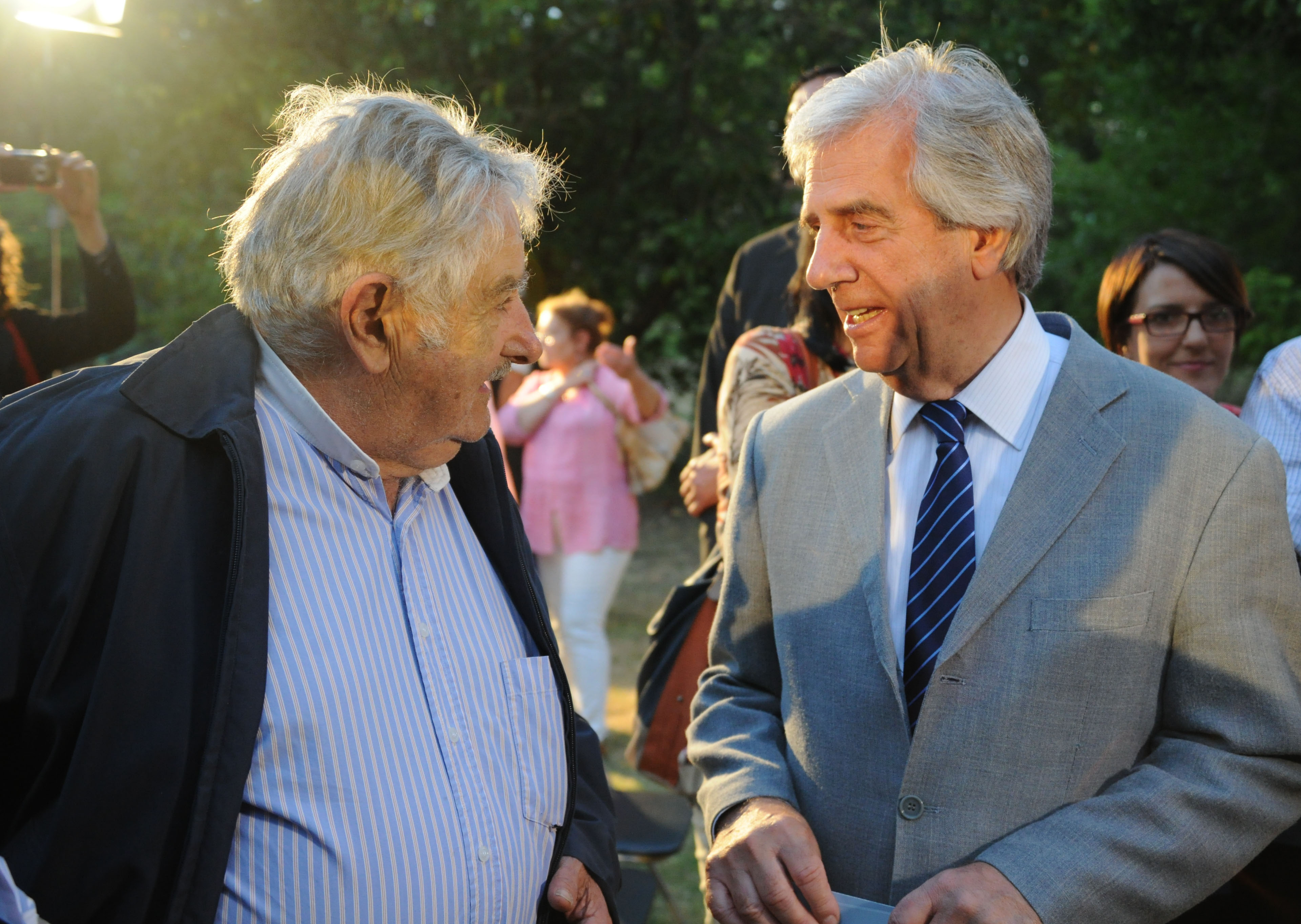 Tabaré Vázquez en la Fundación Zelmar Michelini