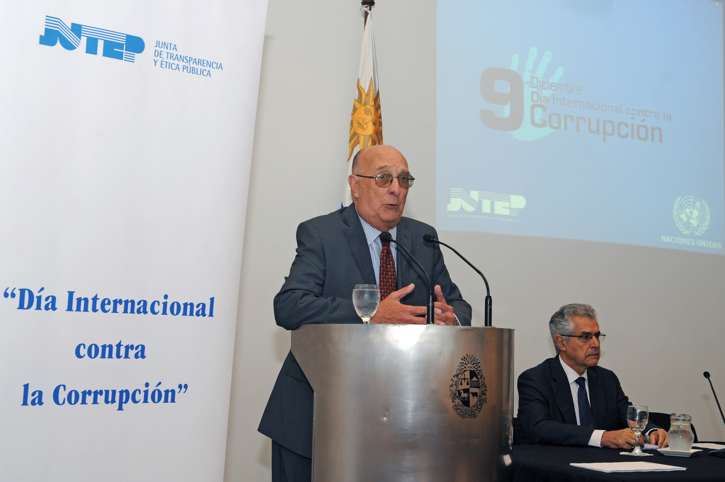 Presentación del libro Financiación de los partidos políticos en Uruguay