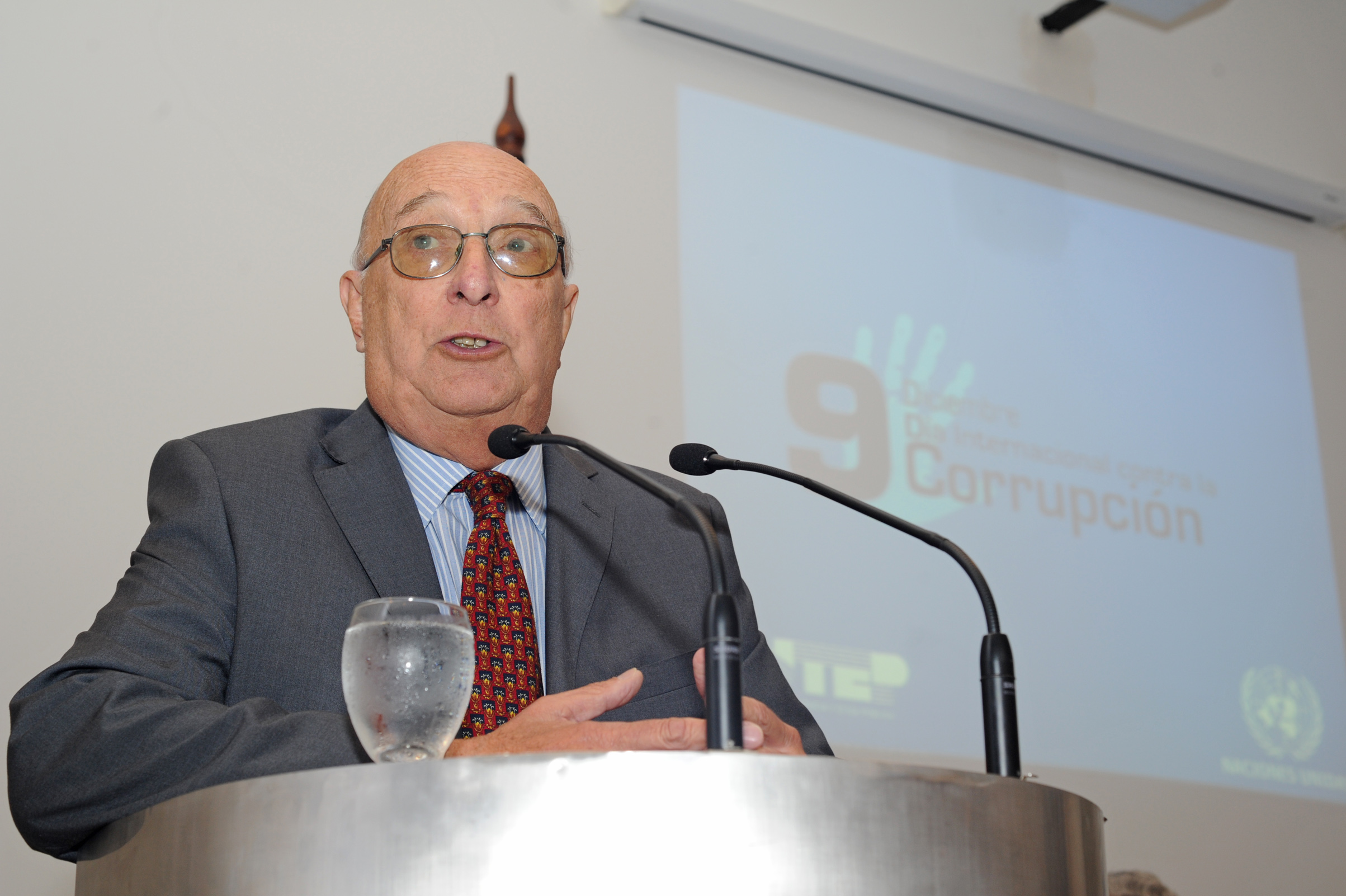 Presentación del libro Financiación de los partidos políticos en Uruguay