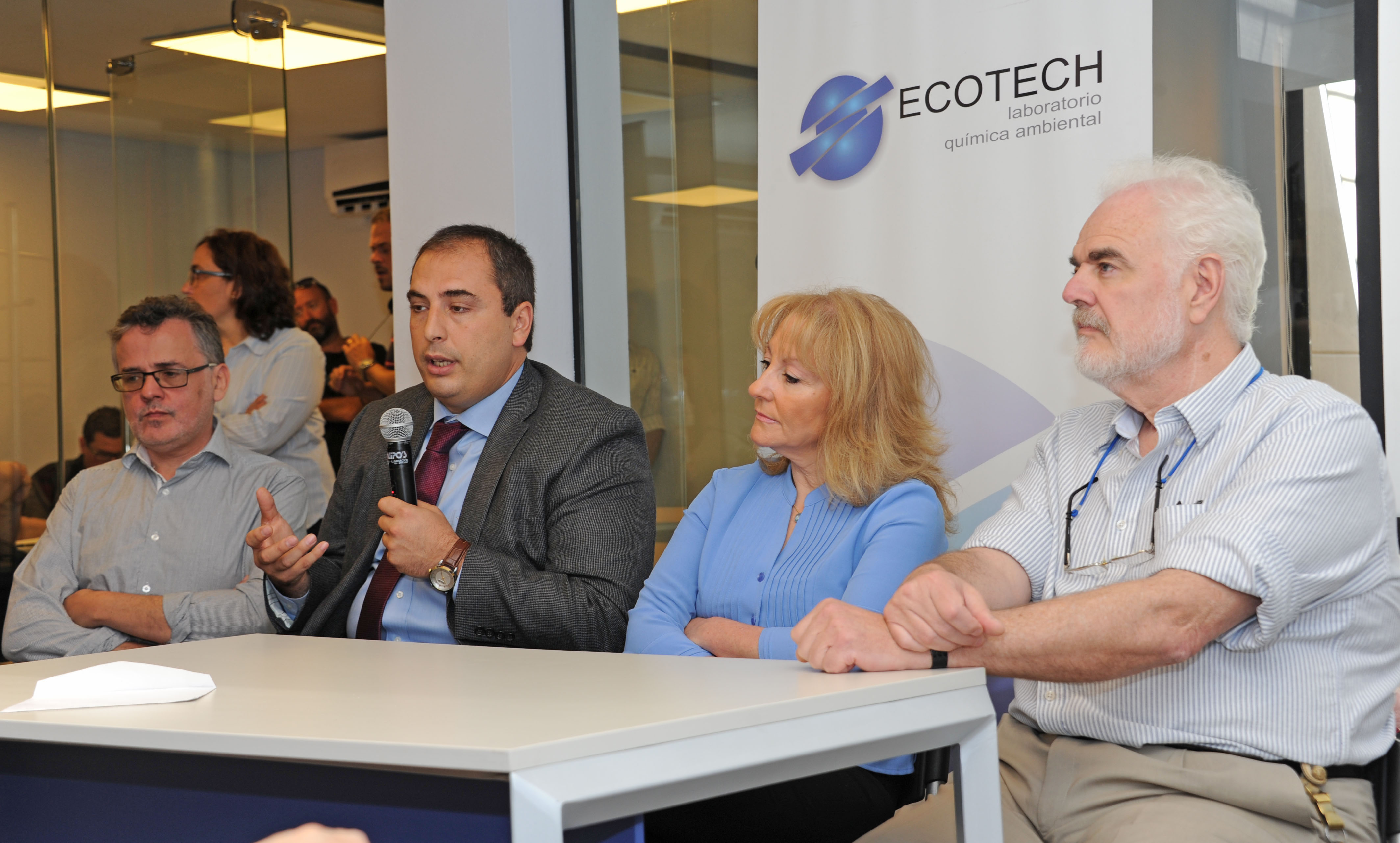 Carolina Cosse y Pablo Ferreri inauguraron el nuevo local del Laboratorio Ecotech