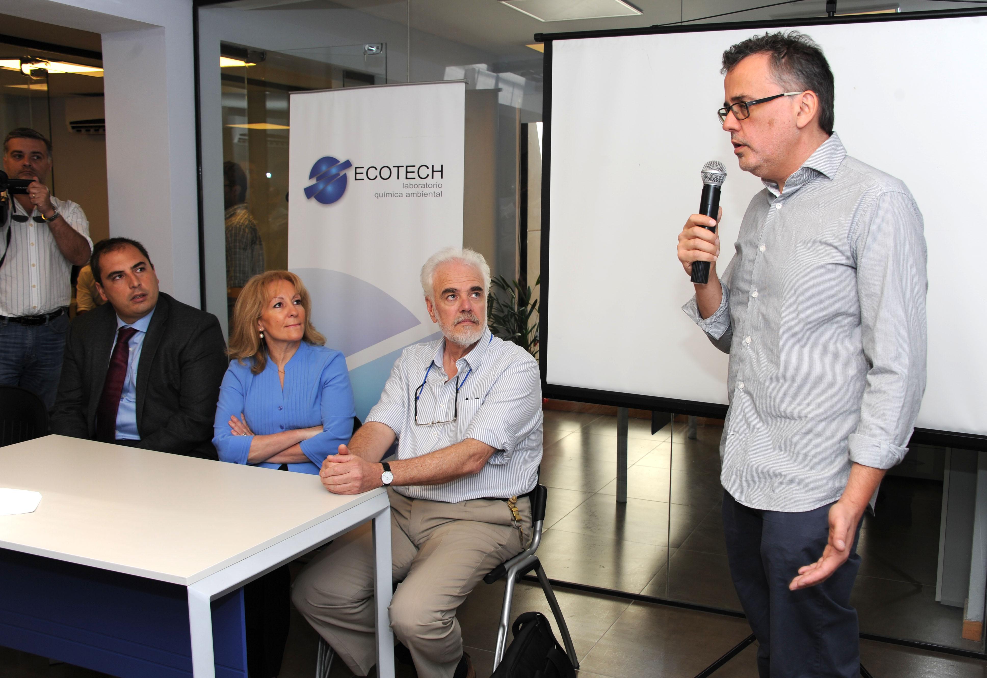 Carolina Cosse y Pablo Ferreri inauguraron el nuevo local del Laboratorio Ecotech