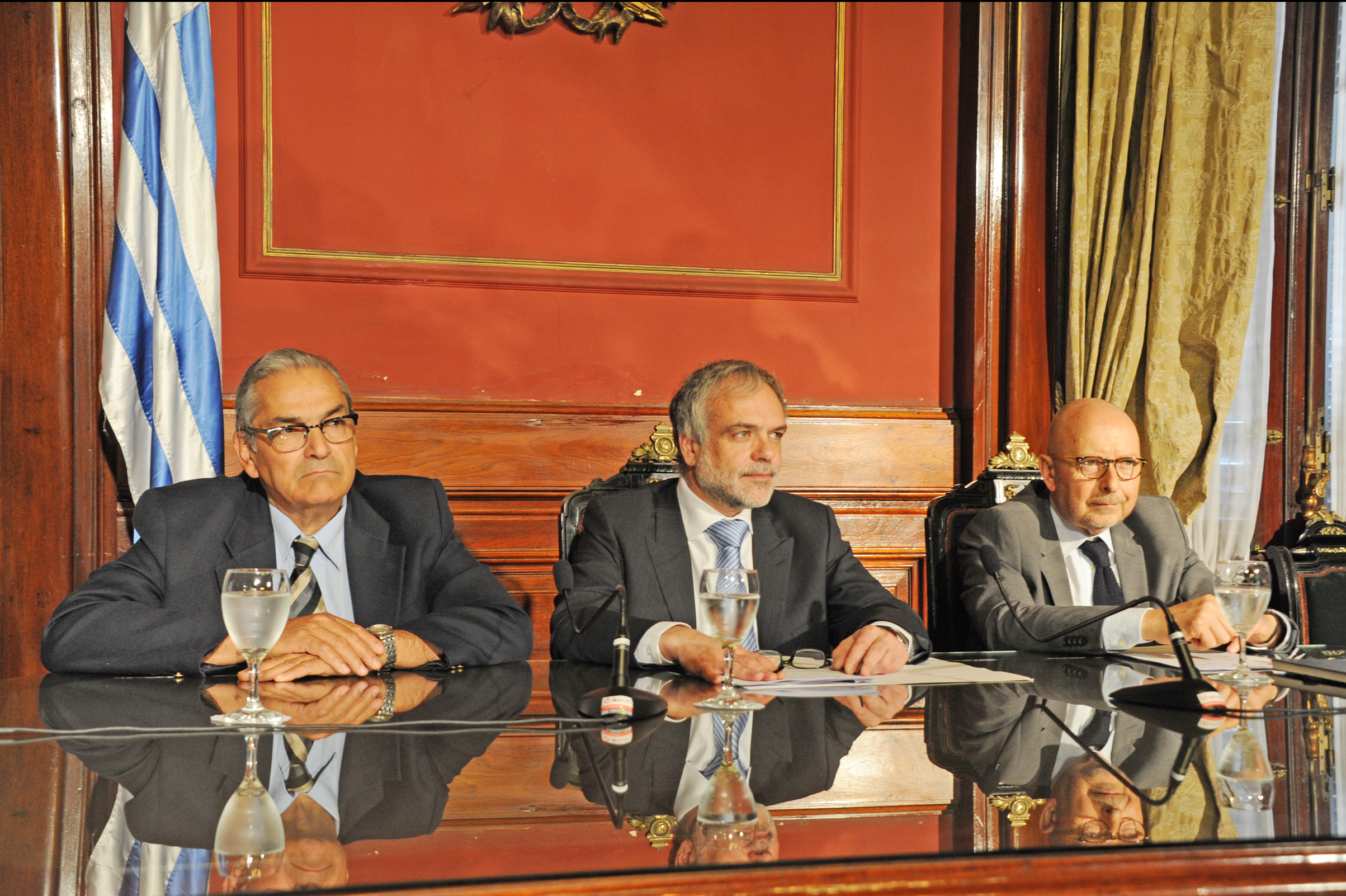 José Luis Cancela y Enzo Benech, Subsecretarios de Relaciones Exteriores y Ganadería, Agricultura y Pesca, respectivamente